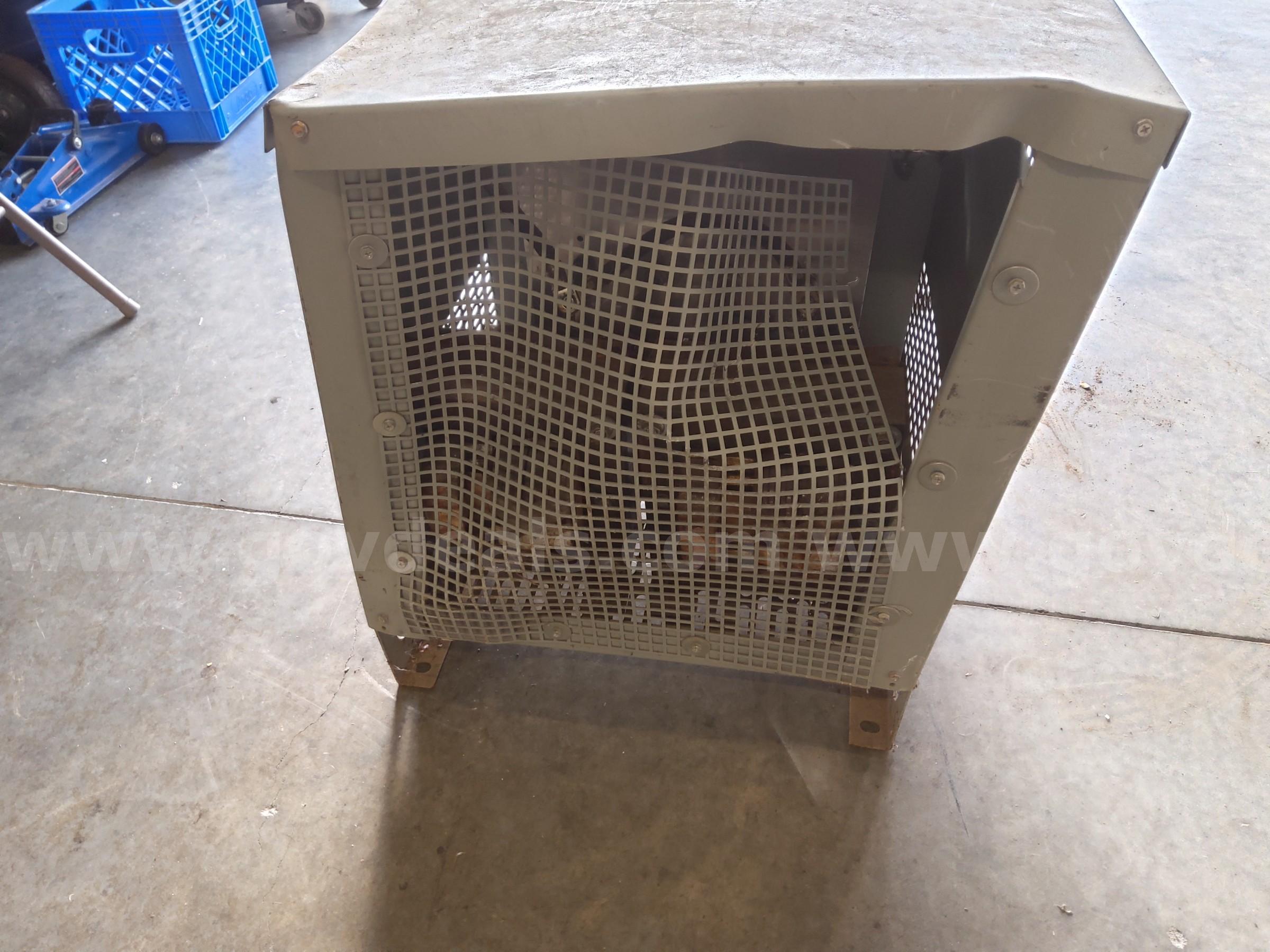 Generator, Chain Saw, Battery Charger, Stihl Backpack Blower, Compressor, and more VARIOUS Charger Government Surplus Auction - Photo #4