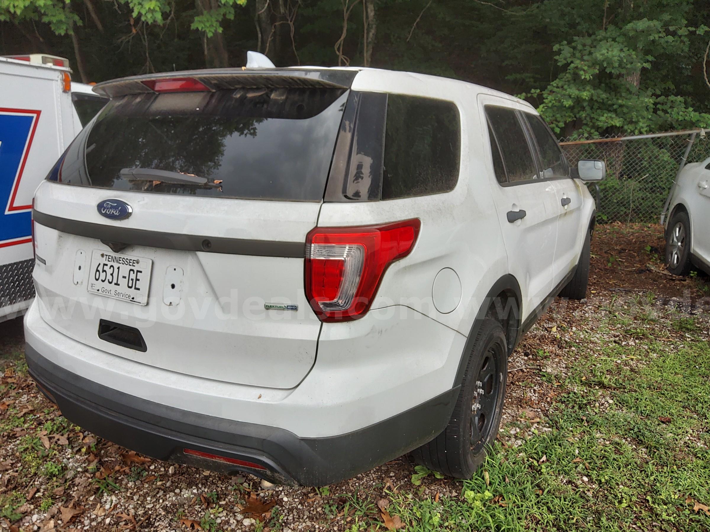 2017 Ford Explorer Ford Explorer Government Surplus Auction - Photo #2