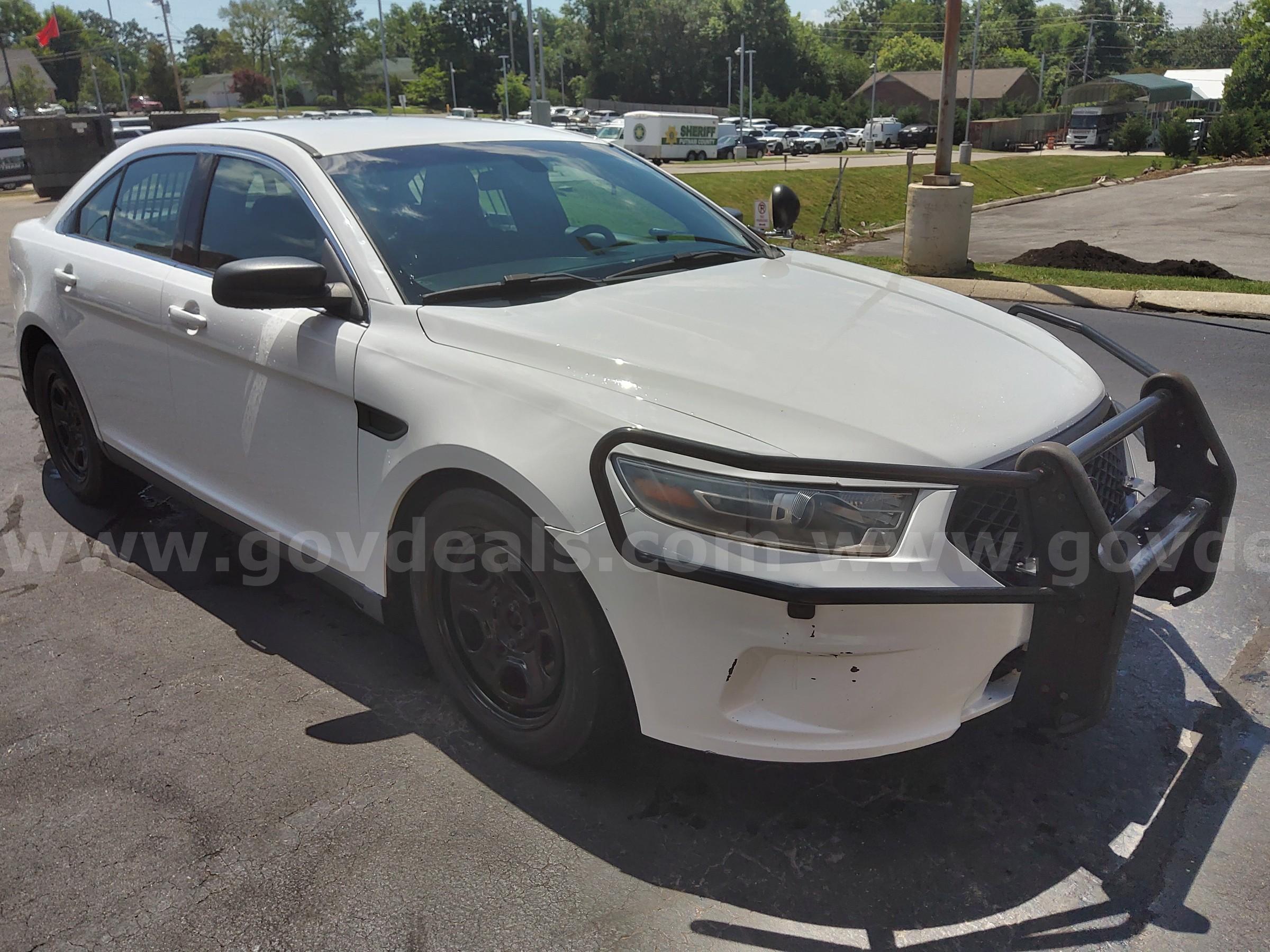 2016 Ford Taurus Ford Taurus Government Surplus Auction - Photo #4
