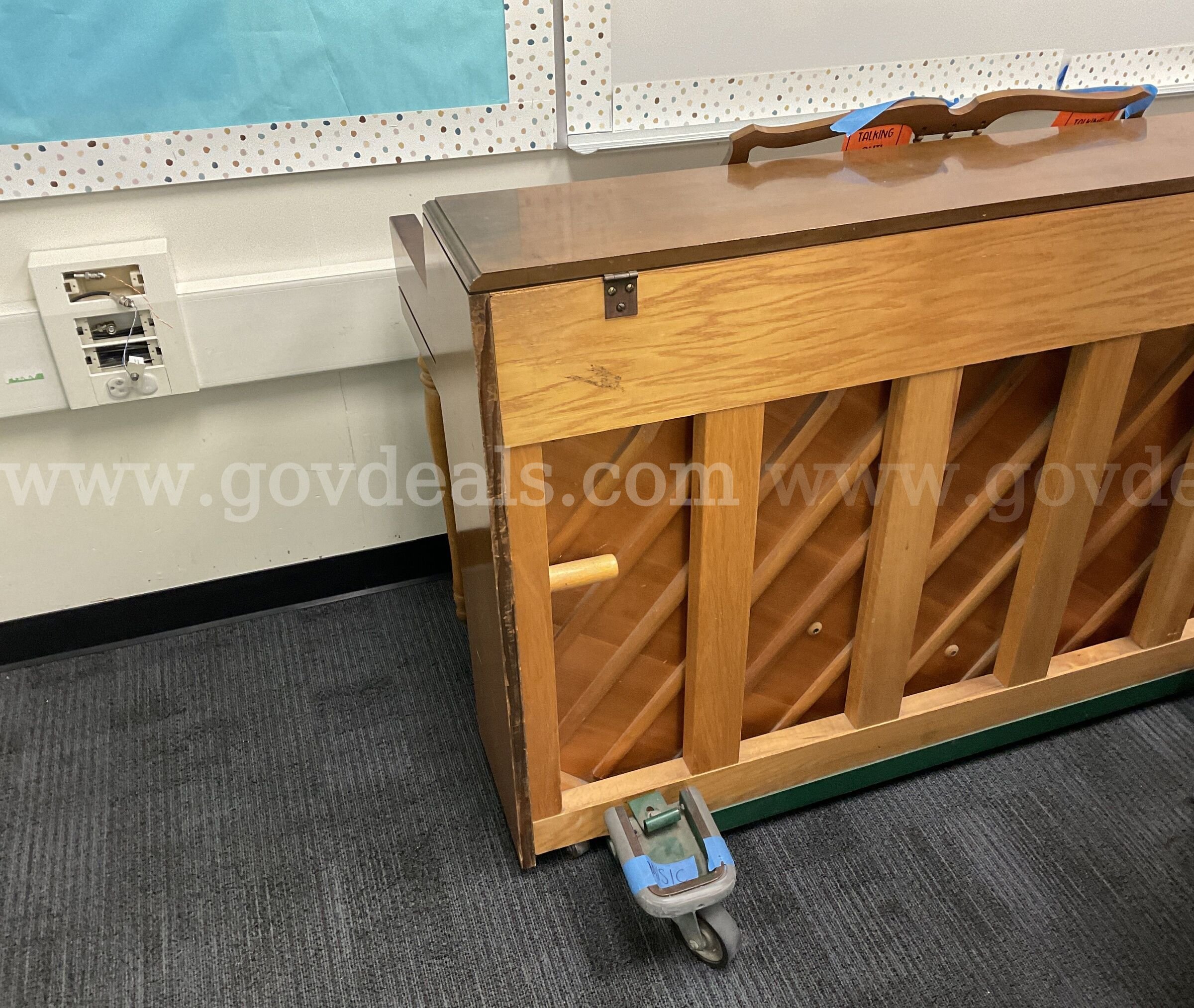 Wurlitzer Upright Piano Whurlitzer  Government Surplus Auction - Photo #3