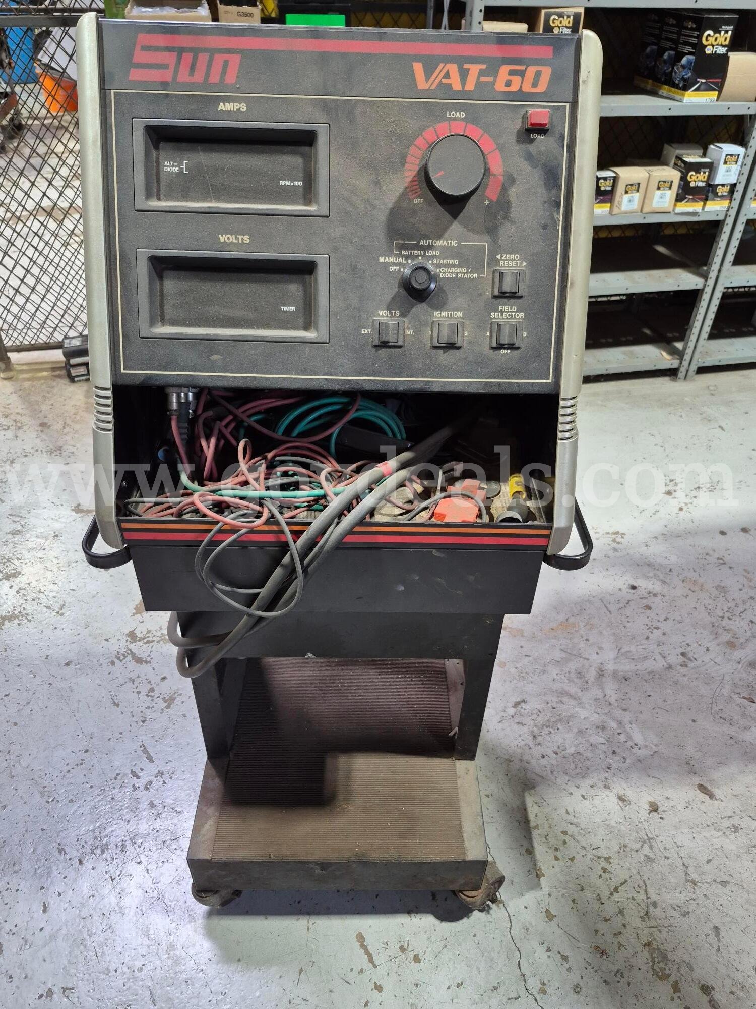 battery tester Sun Equipment VAT-60 Government Surplus Auction - Primary Photo