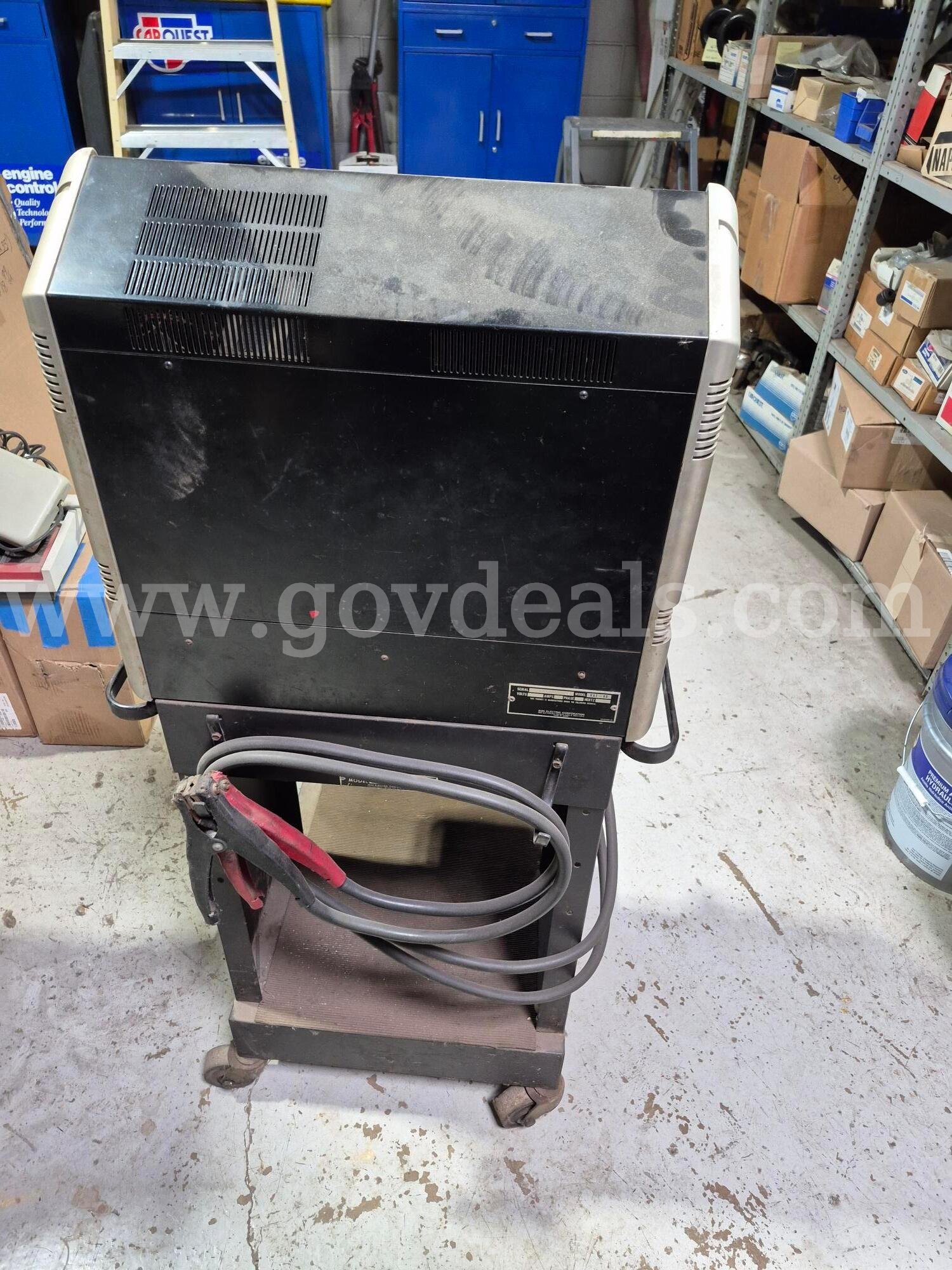 battery tester Sun Equipment VAT-60 Government Surplus Auction - Photo #5