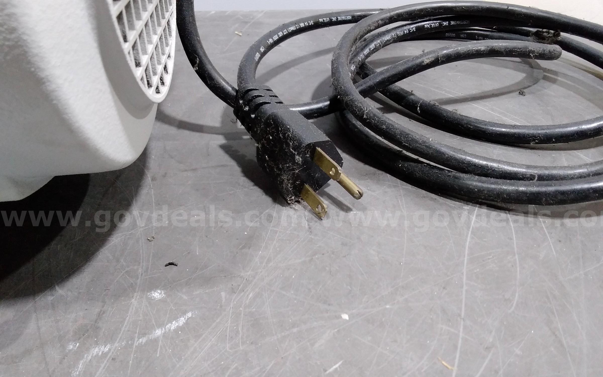 Sogevac SV 40 BI vacuum pump SV40BI, 230 volts  230 Government Surplus Auction - Photo #6
