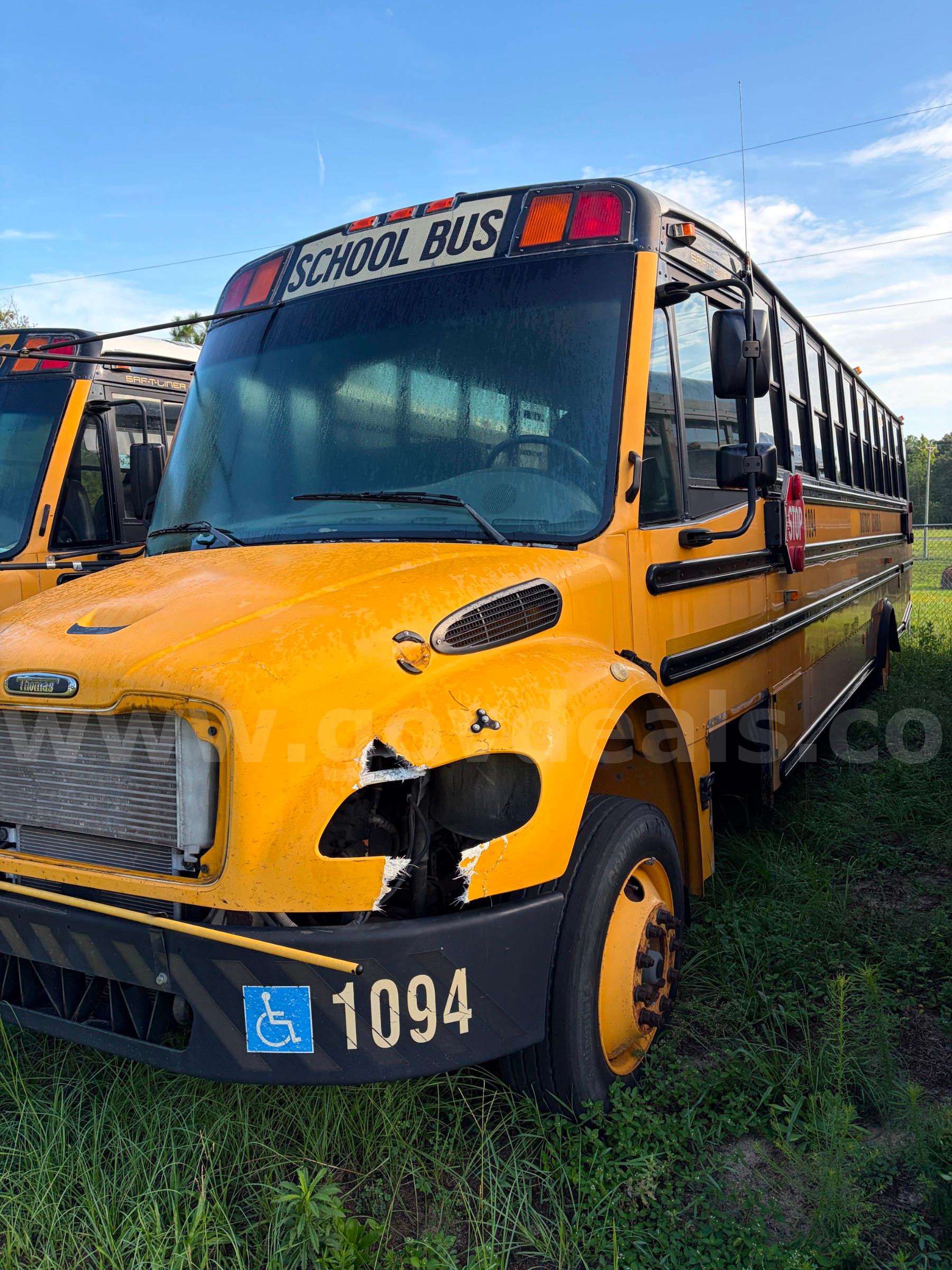 2012 Freightliner B2 Bus Chassis Freightliner B2 Bus Chassis Government Surplus Auction - Photo #2