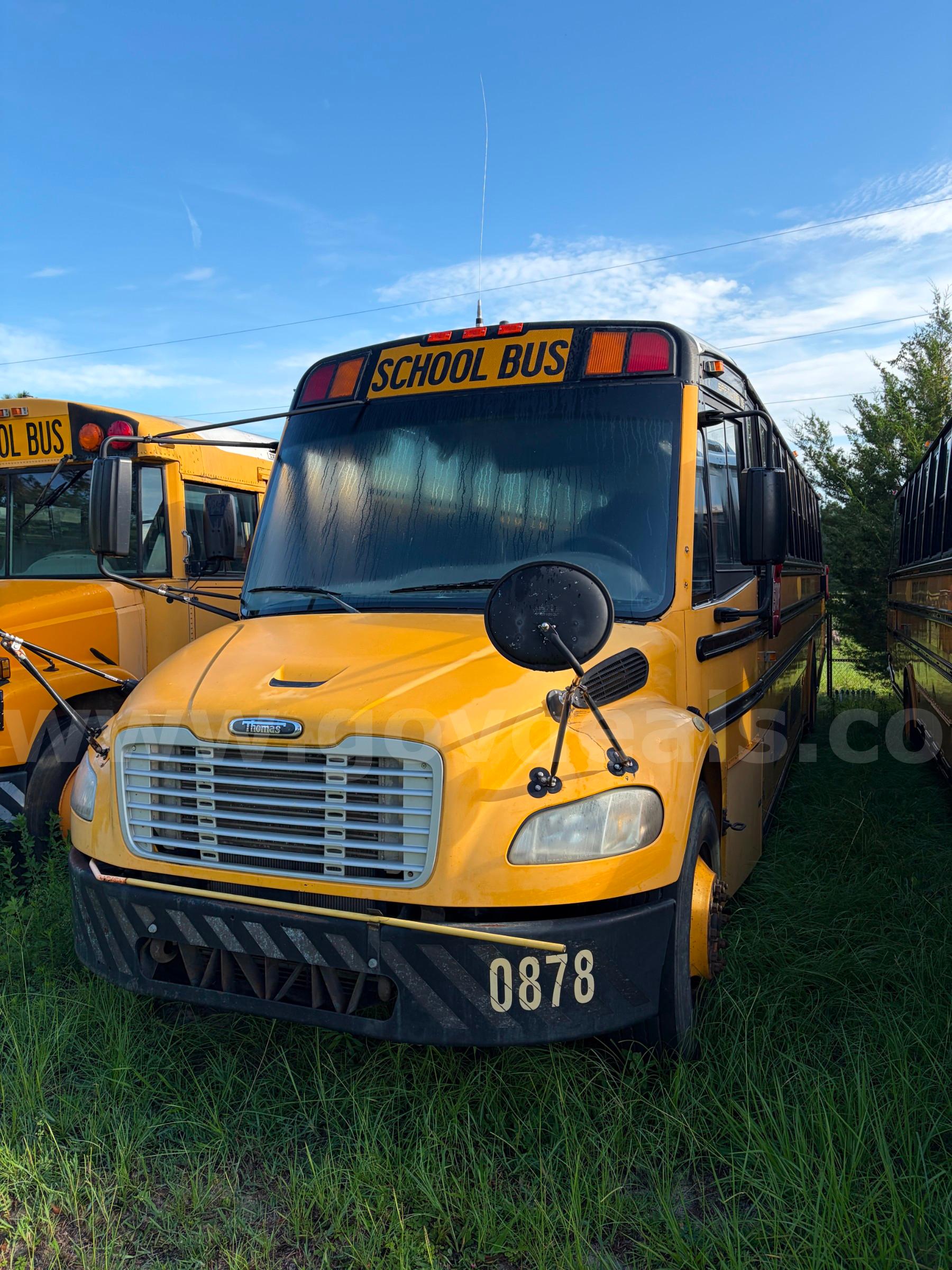 2009 Freightliner B2 Bus Chassis Freightliner B2 Bus Chassis Government Surplus Auction - Photo #2