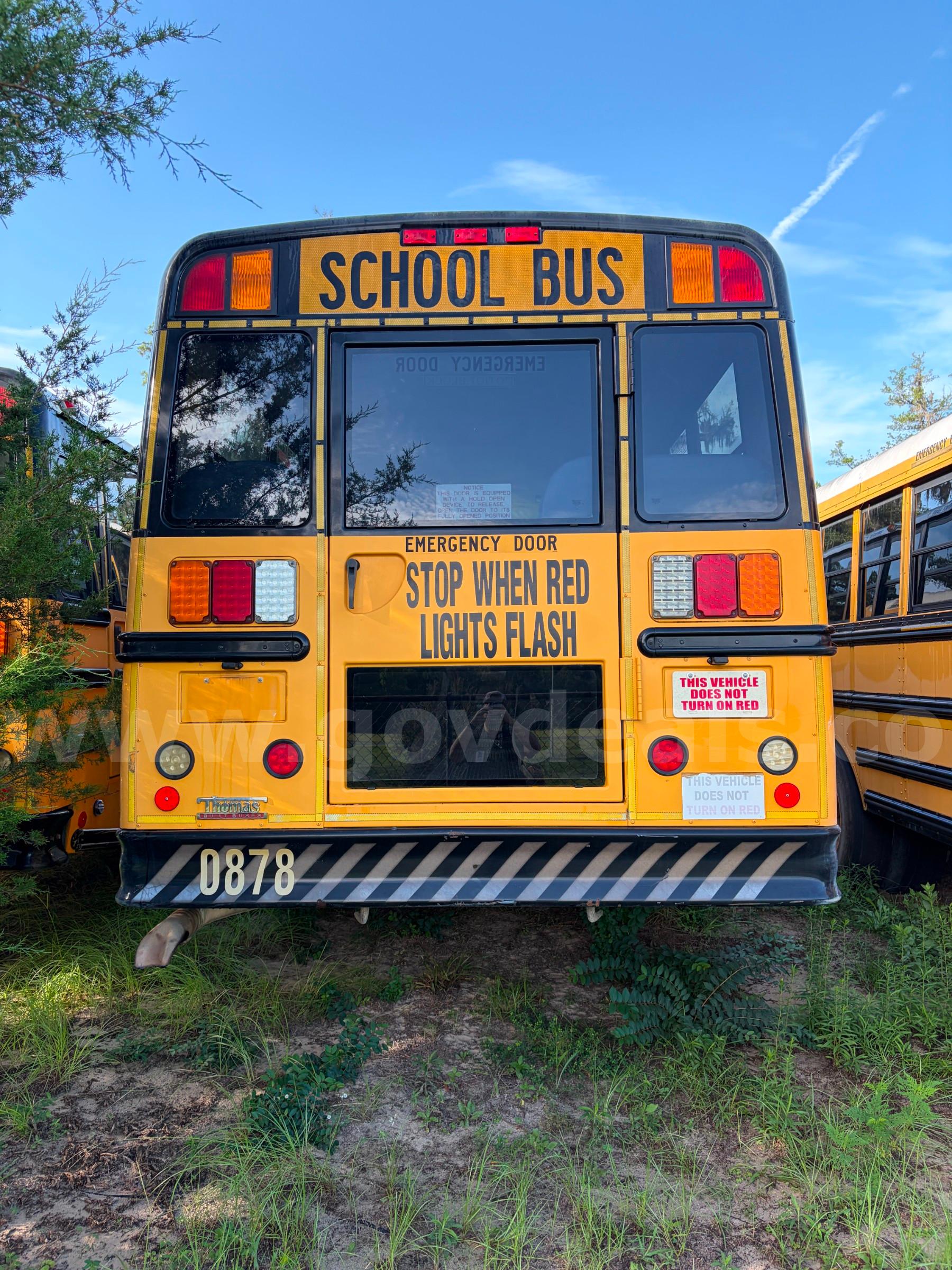 2009 Freightliner B2 Bus Chassis Freightliner B2 Bus Chassis Government Surplus Auction - Photo #3