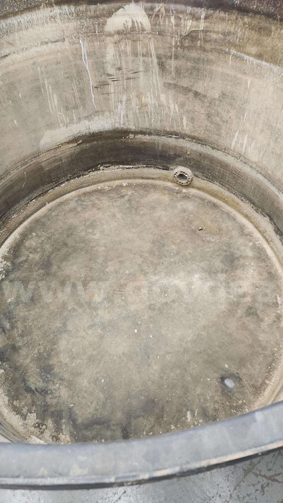 LARGE Water Containment Tank   Government Surplus Auction - Photo #3