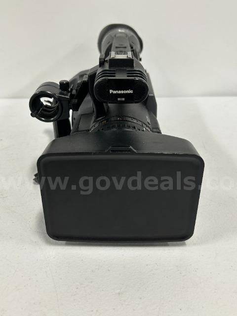Panasonic AG-HMC150P Video Camera Panasonic AG-HMC150P Government Surplus Auction - Photo #2