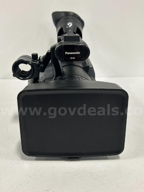 Panasonic AG-HMC150P Video Camera Panasonic AG-HMC150P Government Surplus Auction - Photo #2