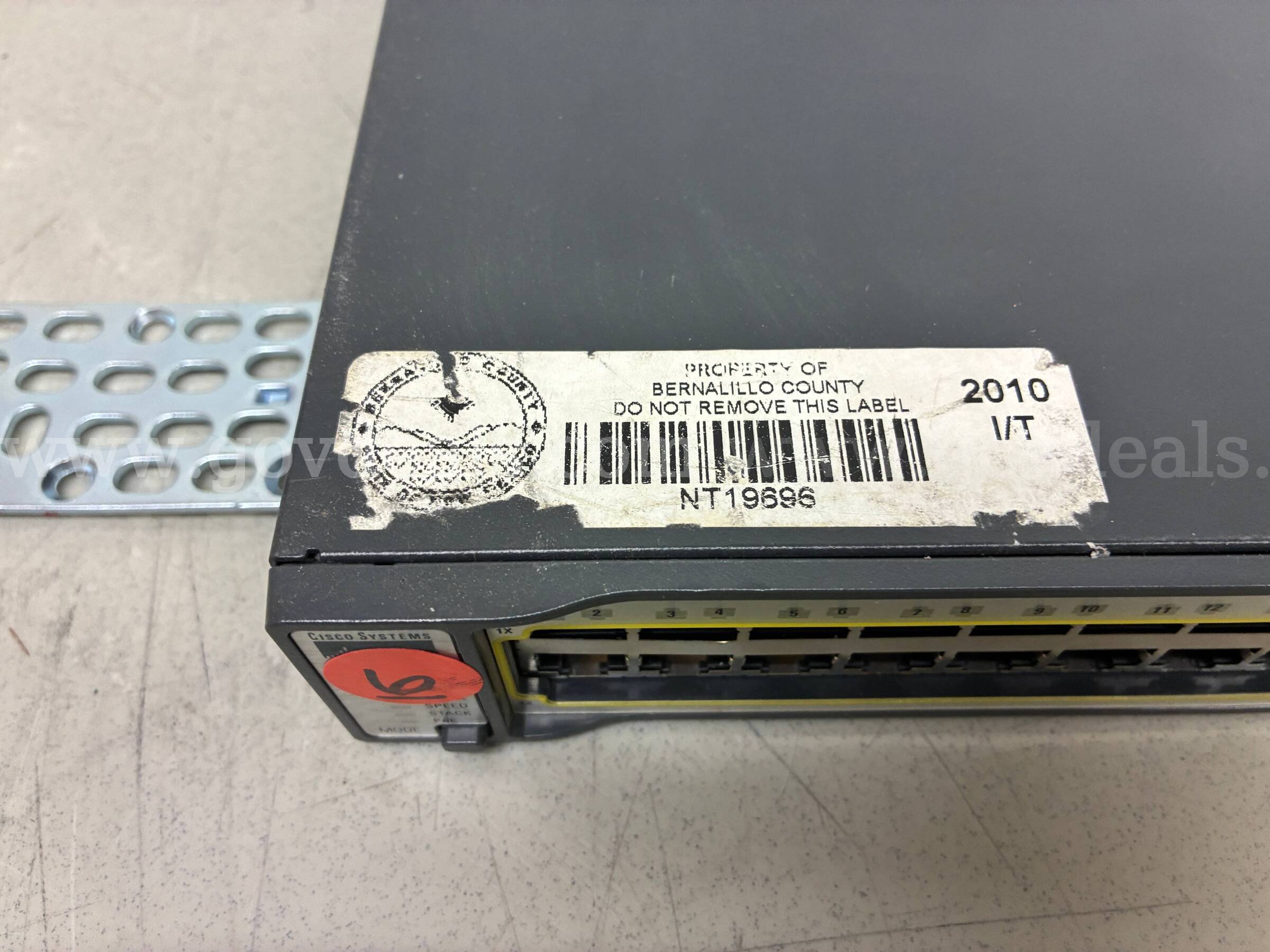 CISCO CATALYST 3750 SERIES PoE-48 CISCO 3750 Government Surplus Auction - Photo #3