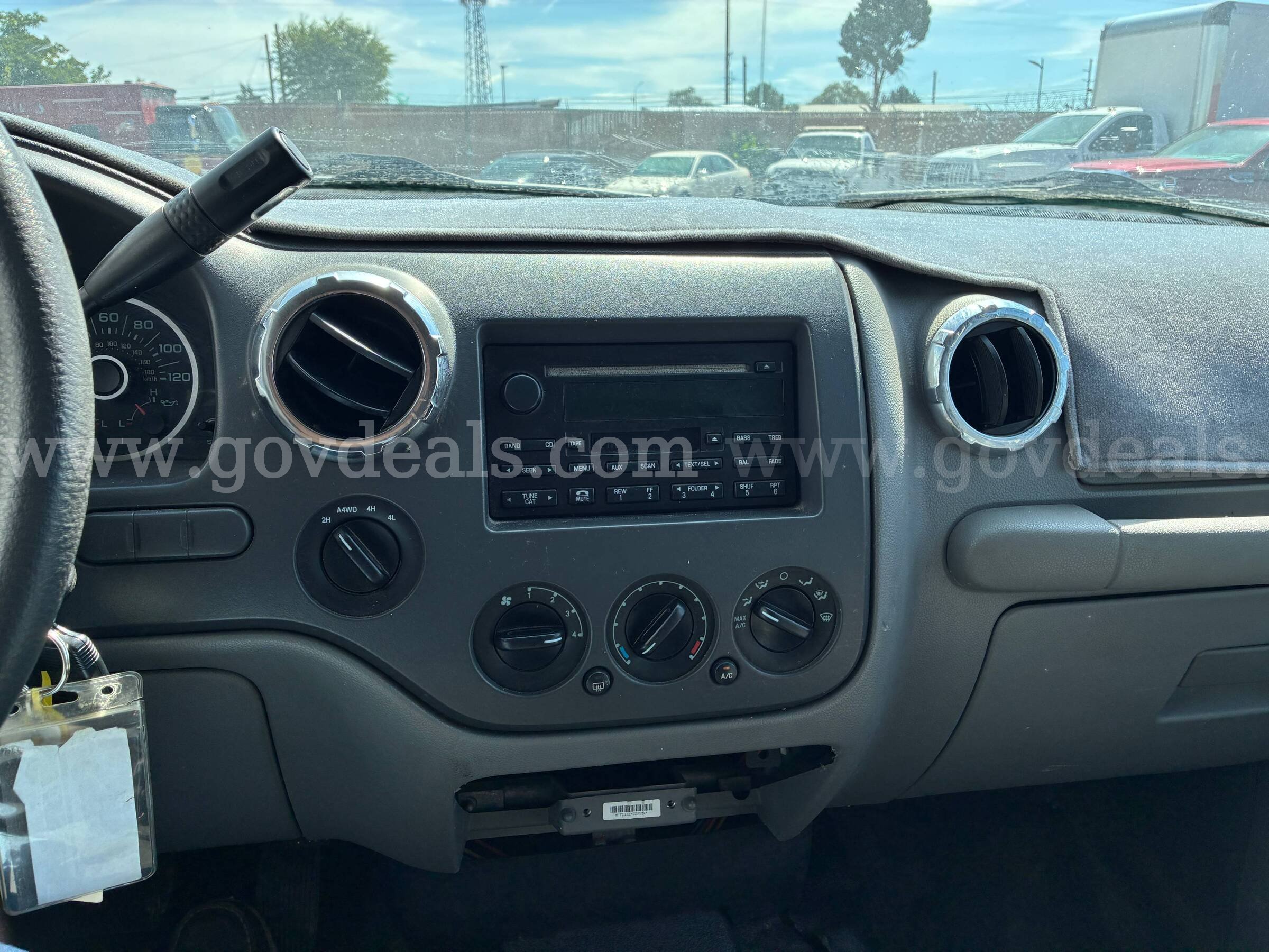 2006 FORD EXPEDITION FORD EXPEDITION Government Surplus Auction - Photo #6