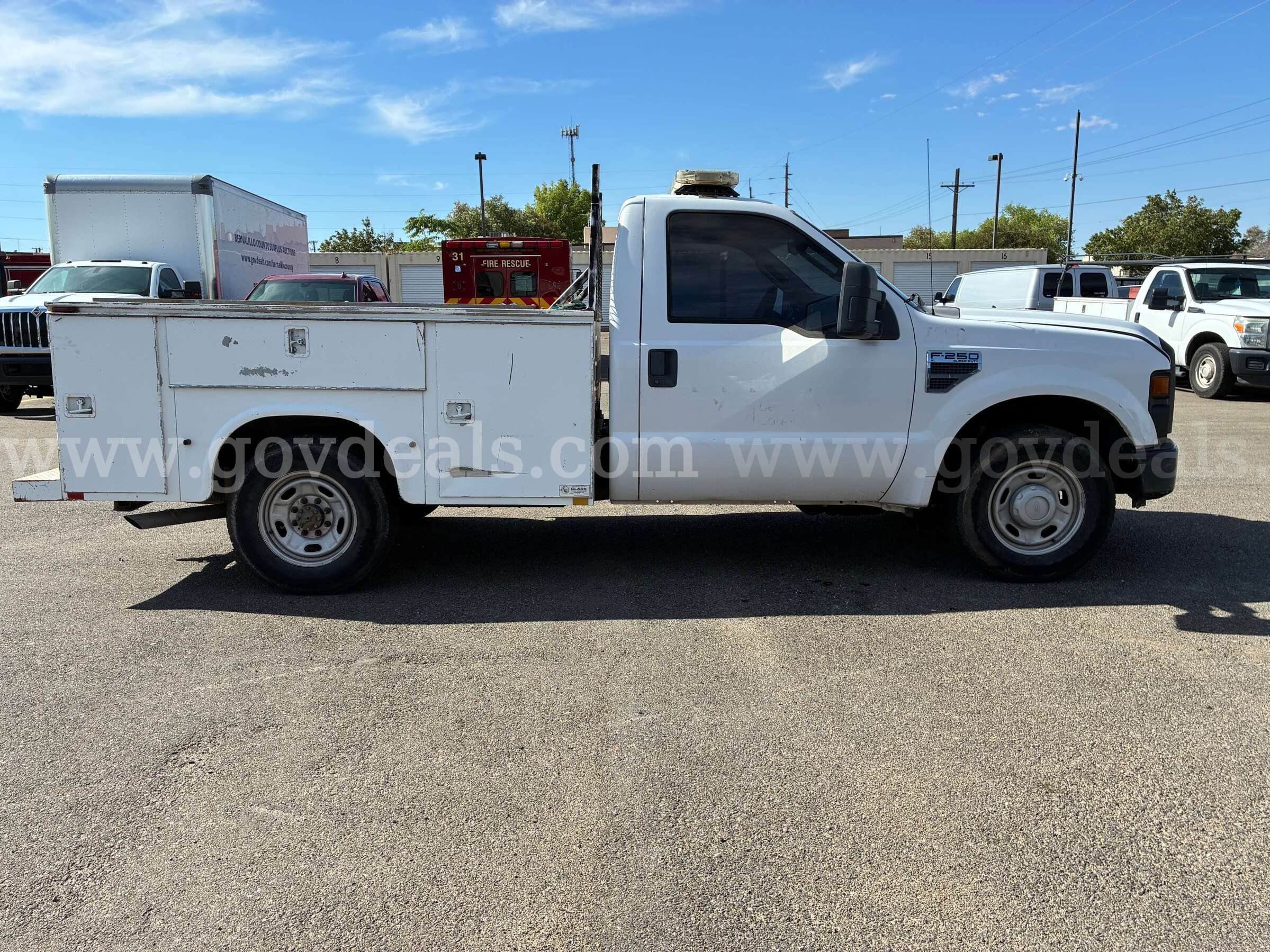 2010 Ford F-250 SD XLT 2WD Ford F-250 Government Surplus Auction - Photo #5