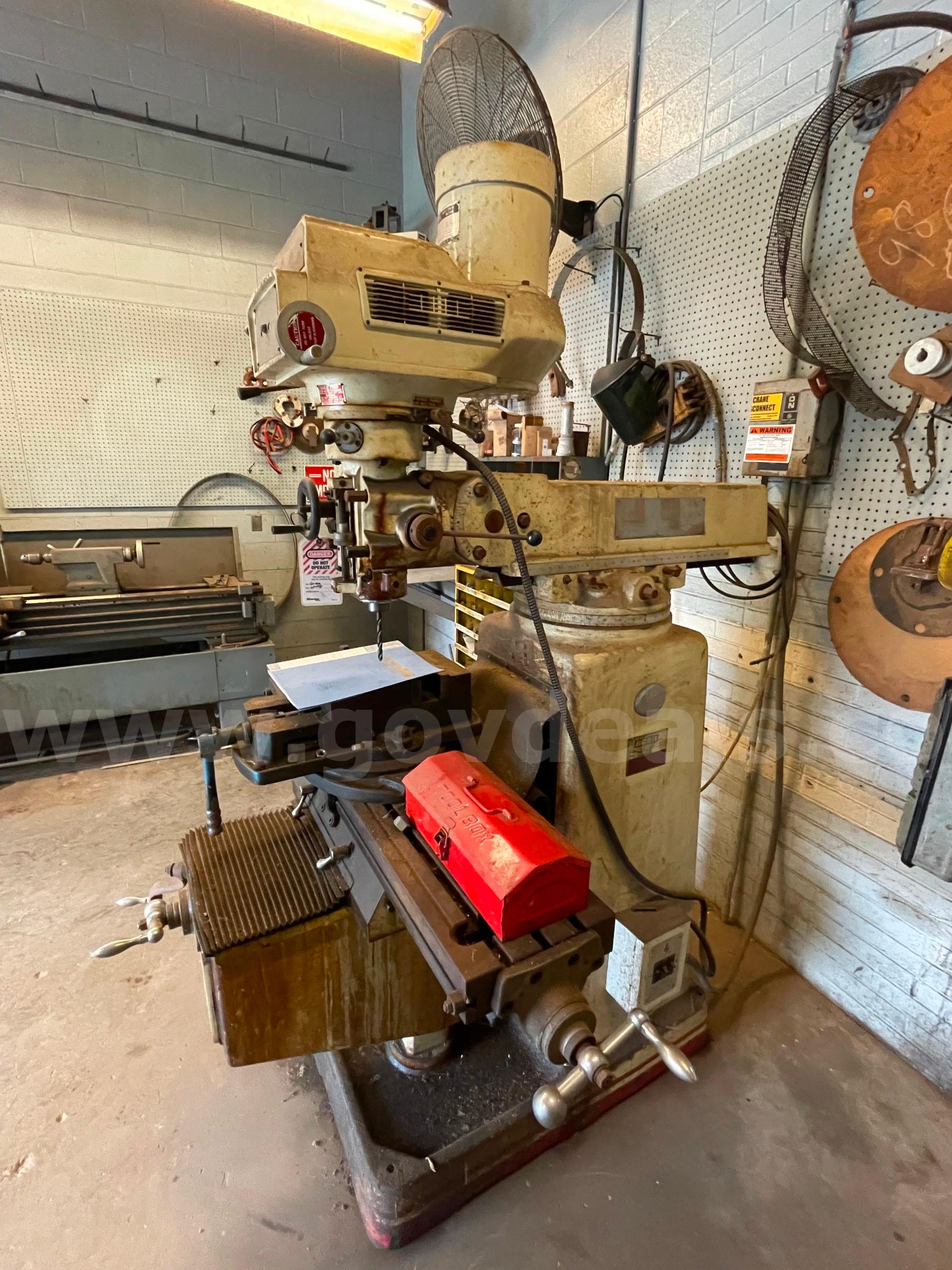 Acer Drill Press/Milling Machine Acer 3VK Government Surplus Auction - Photo #4
