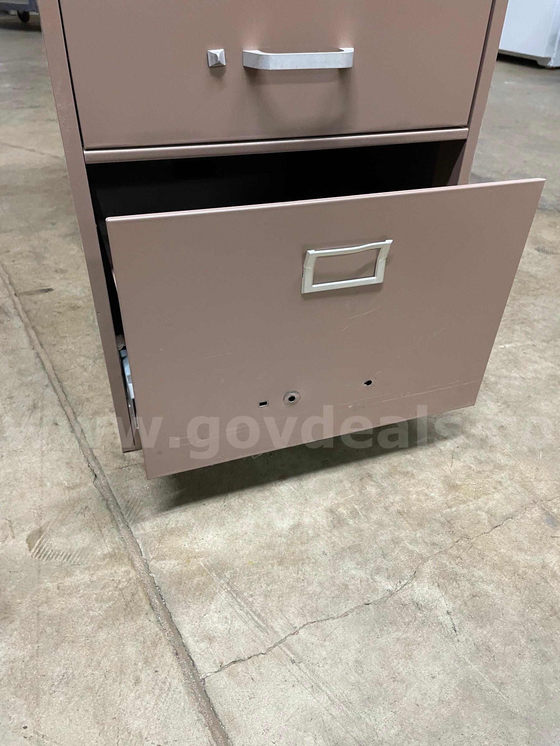 4 Drawer Filing Cabinet Century  Government Surplus Auction - Photo #6