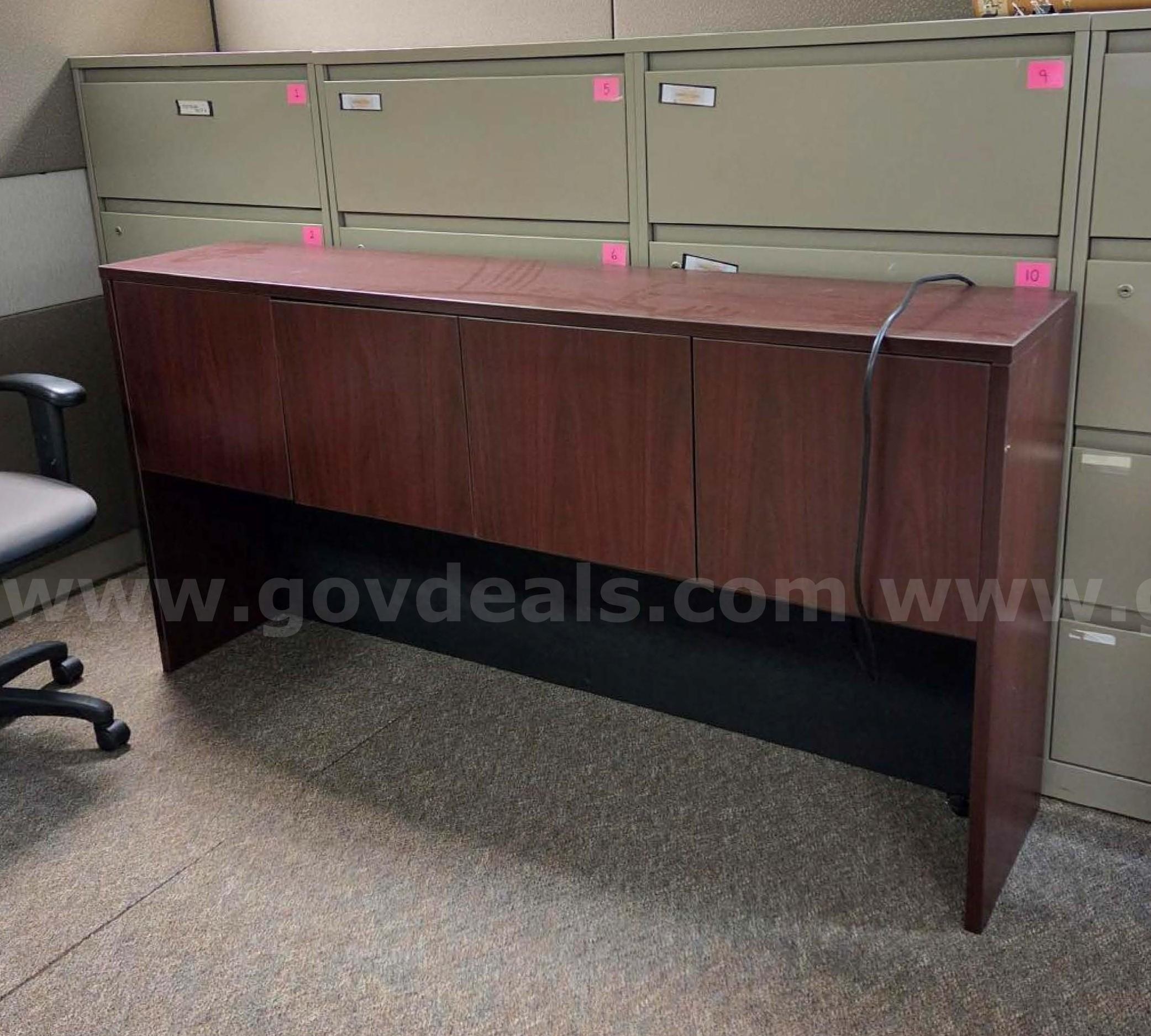 Top part of Desk (*Juneau, AK*)   Government Surplus Auction - Primary Photo