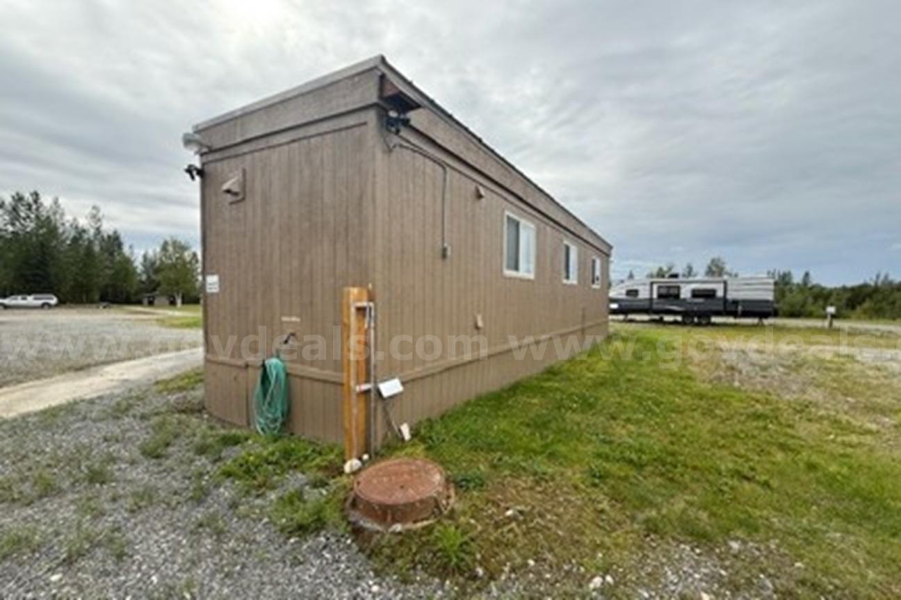 48'3" X 12'3"W' Mobile Home (* Willow *)   Government Surplus Auction - Photo #3