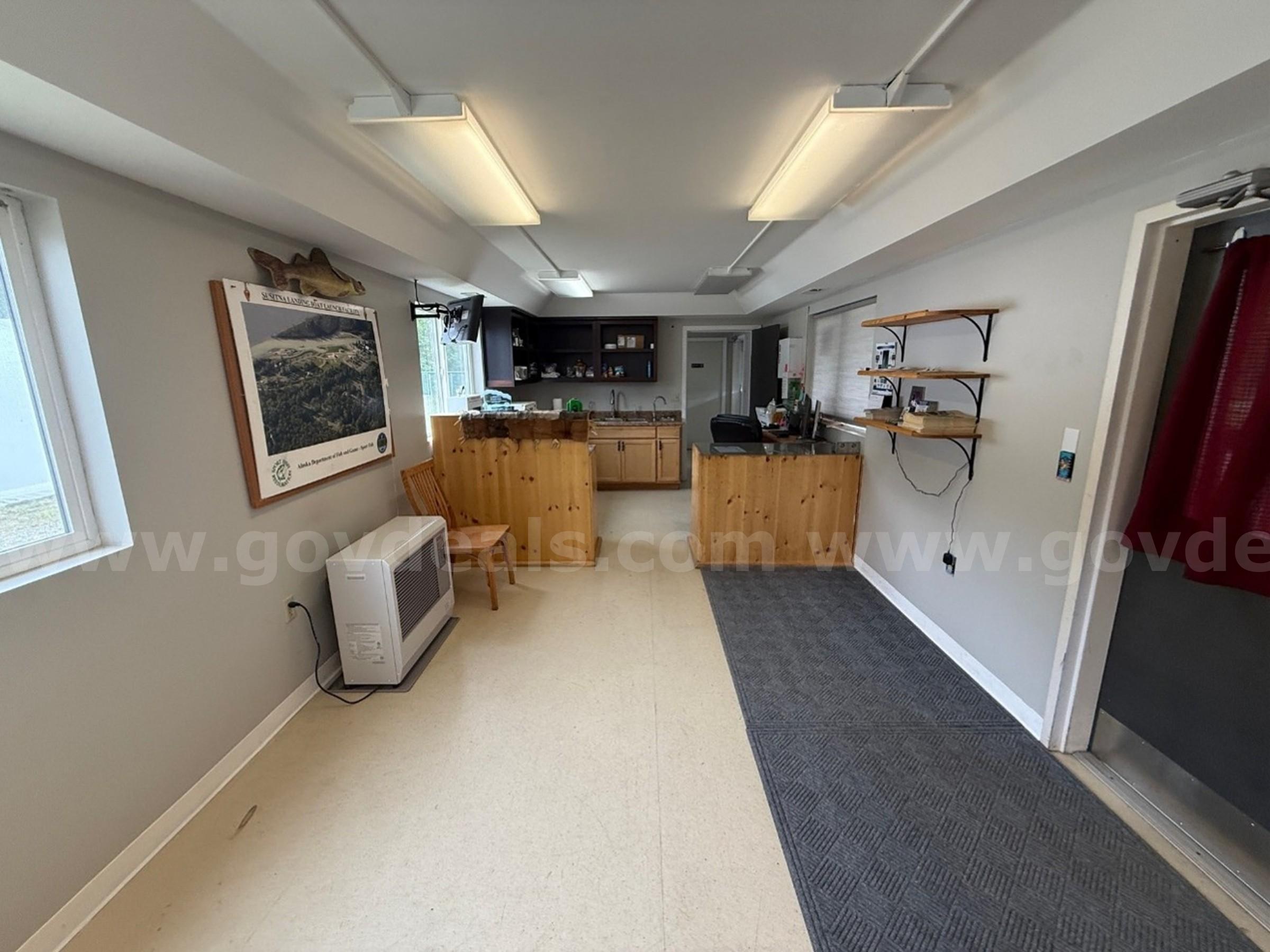 48'3" X 12'3"W' Mobile Home (* Willow *)   Government Surplus Auction - Photo #6