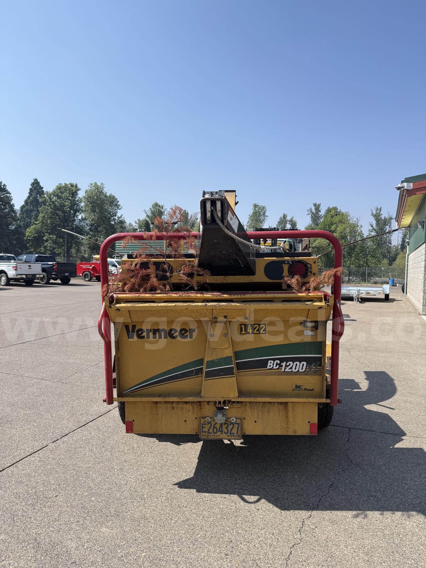 2012 Vermeer Brush Chipper Vermeer Corporation BC1200XL Government Surplus Auction - Photo #2