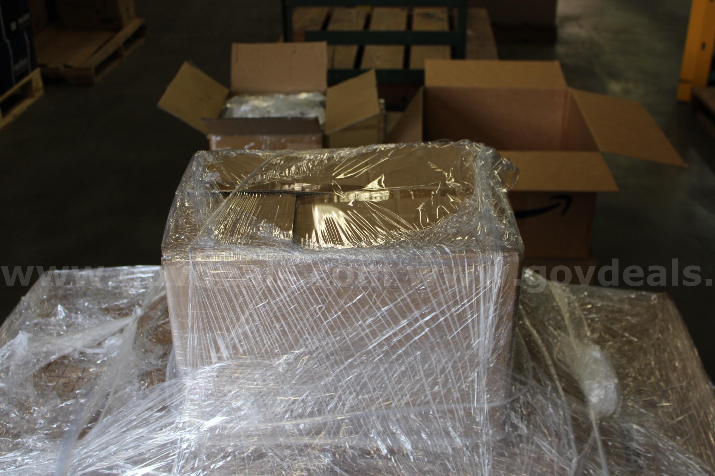 Tri-Fold Plastic Student Desk Shields-Portable Deskguard  Government Surplus Auction - Photo #2