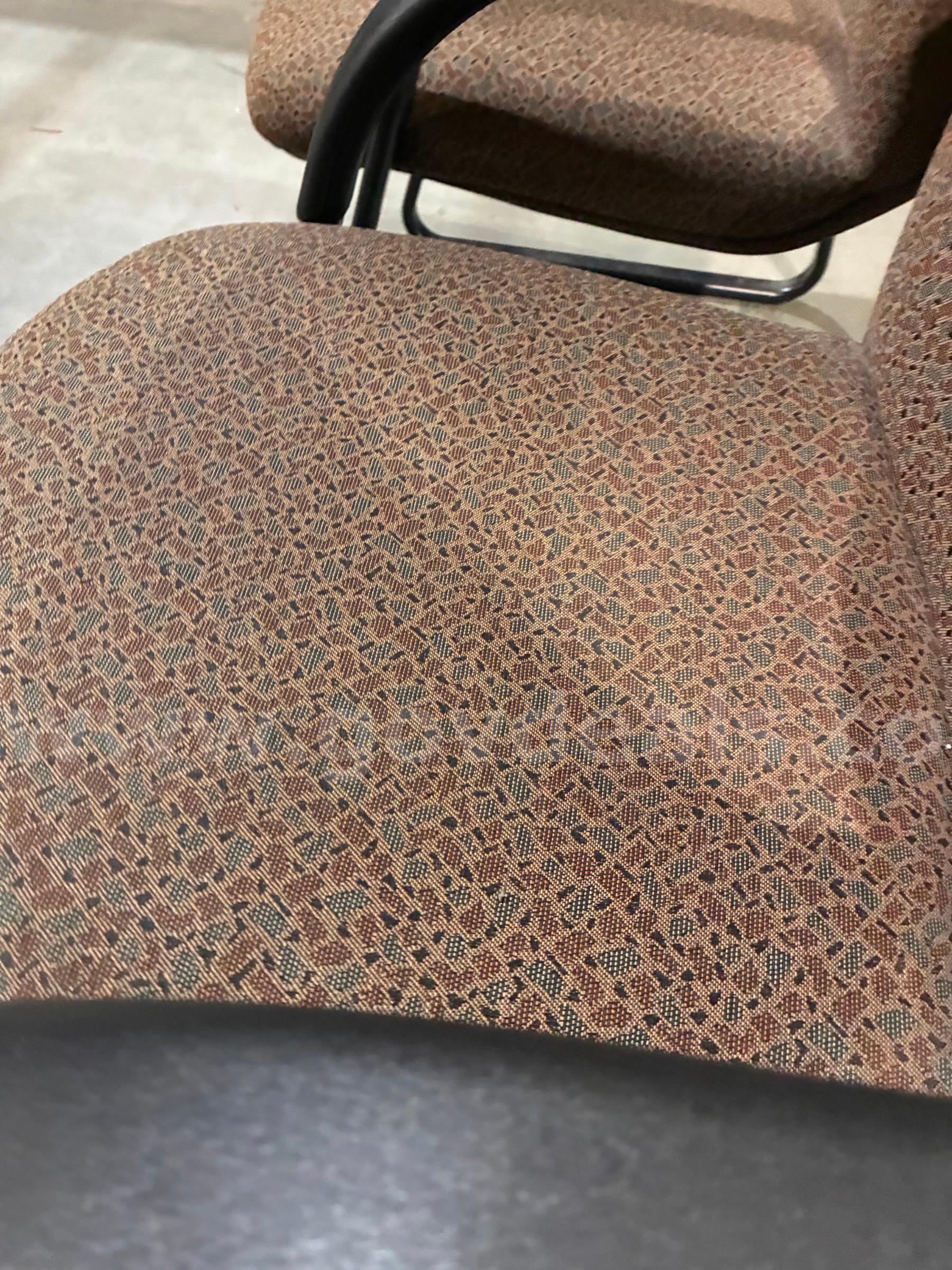 Chairs   Government Surplus Auction - Photo #5