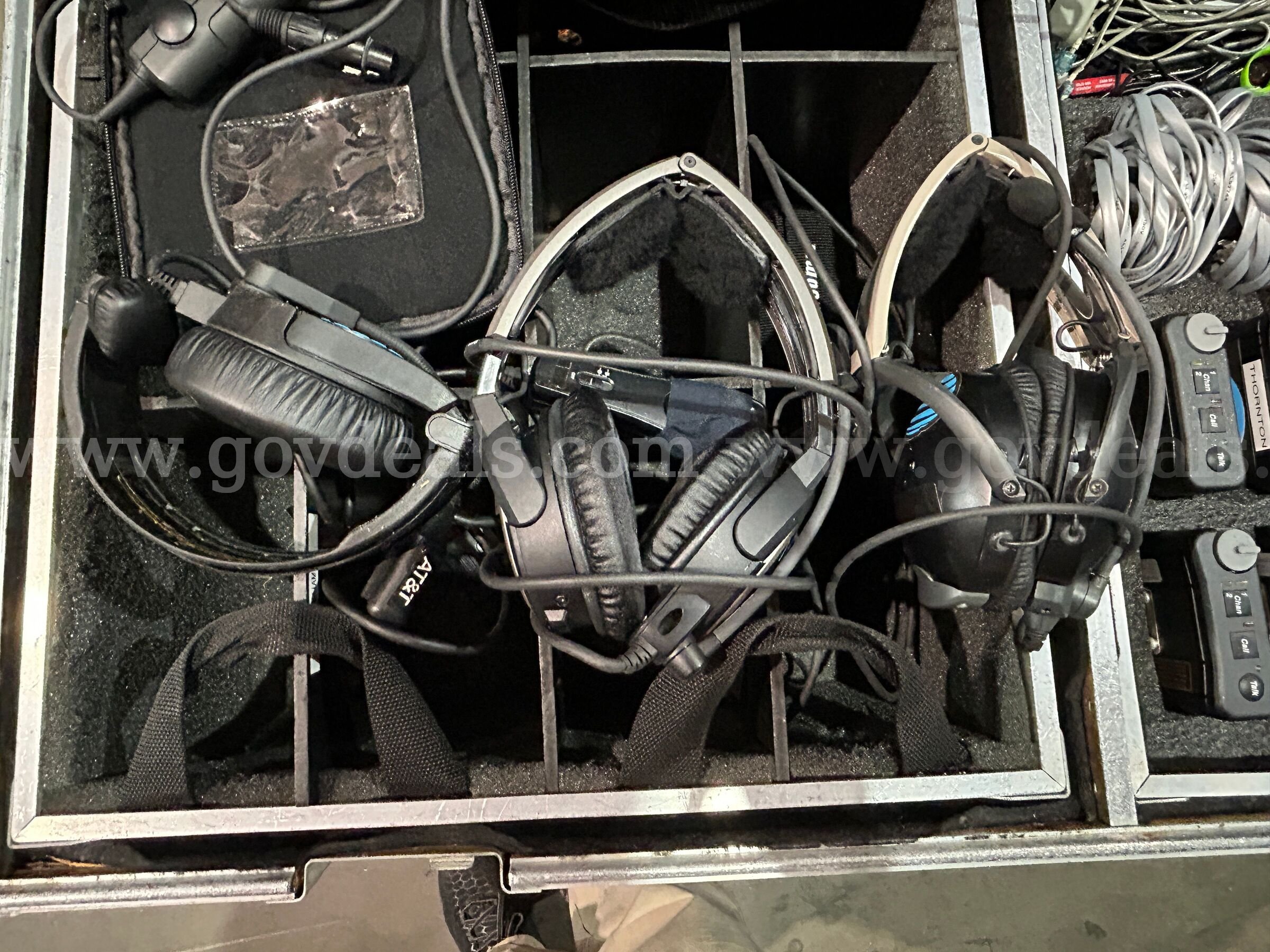 CoachComm System CoachComm TMBFB09USNG Government Surplus Auction - Photo #3