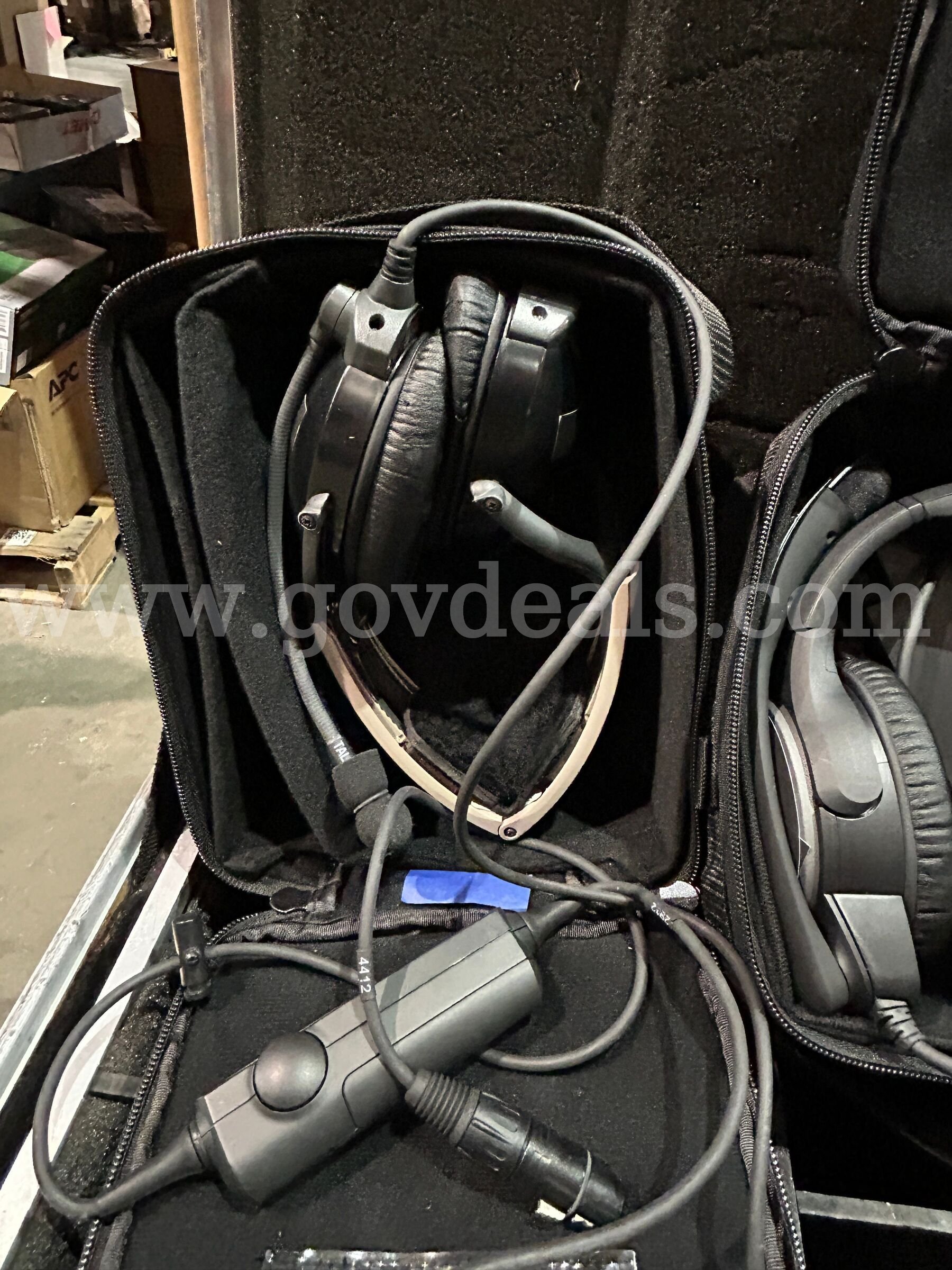 CoachComm System CoachComm TMBFB09USNG Government Surplus Auction - Photo #4