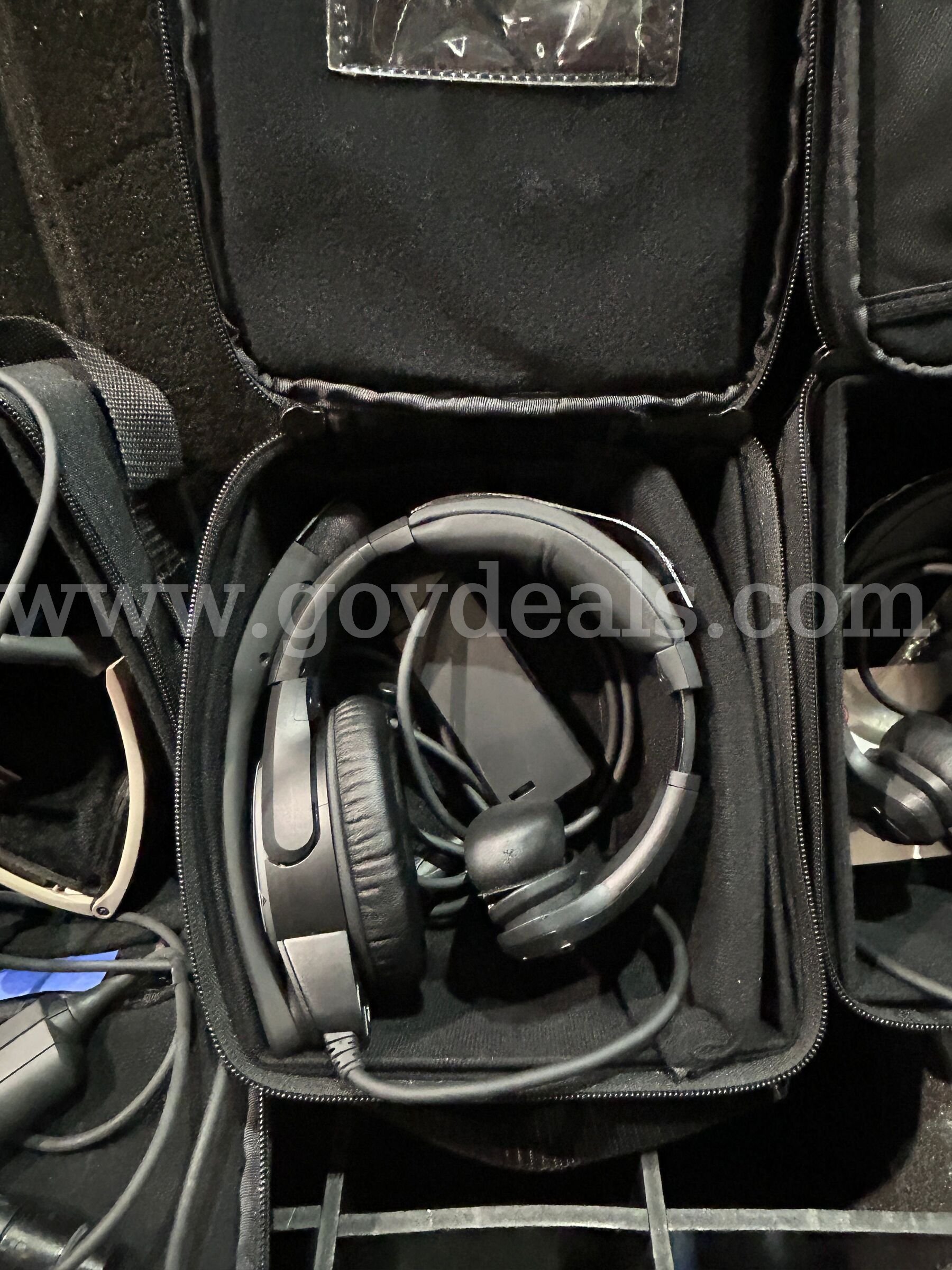 CoachComm System CoachComm TMBFB09USNG Government Surplus Auction - Photo #5