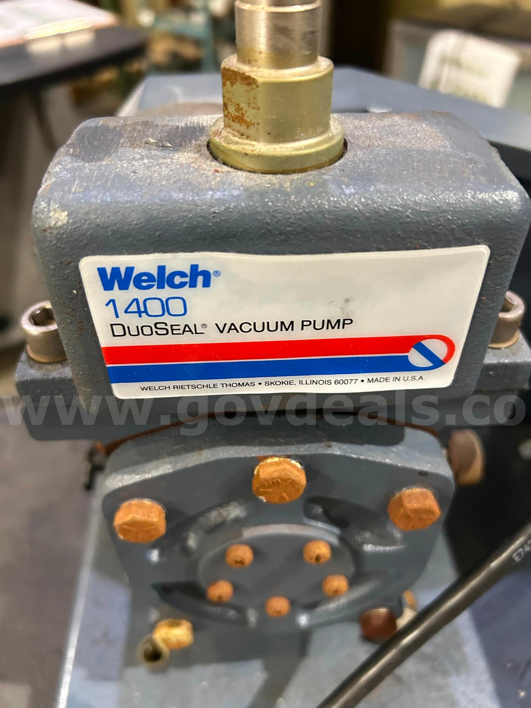 Vacuum Pump Welch Scientific 1400 Government Surplus Auction - Photo #4