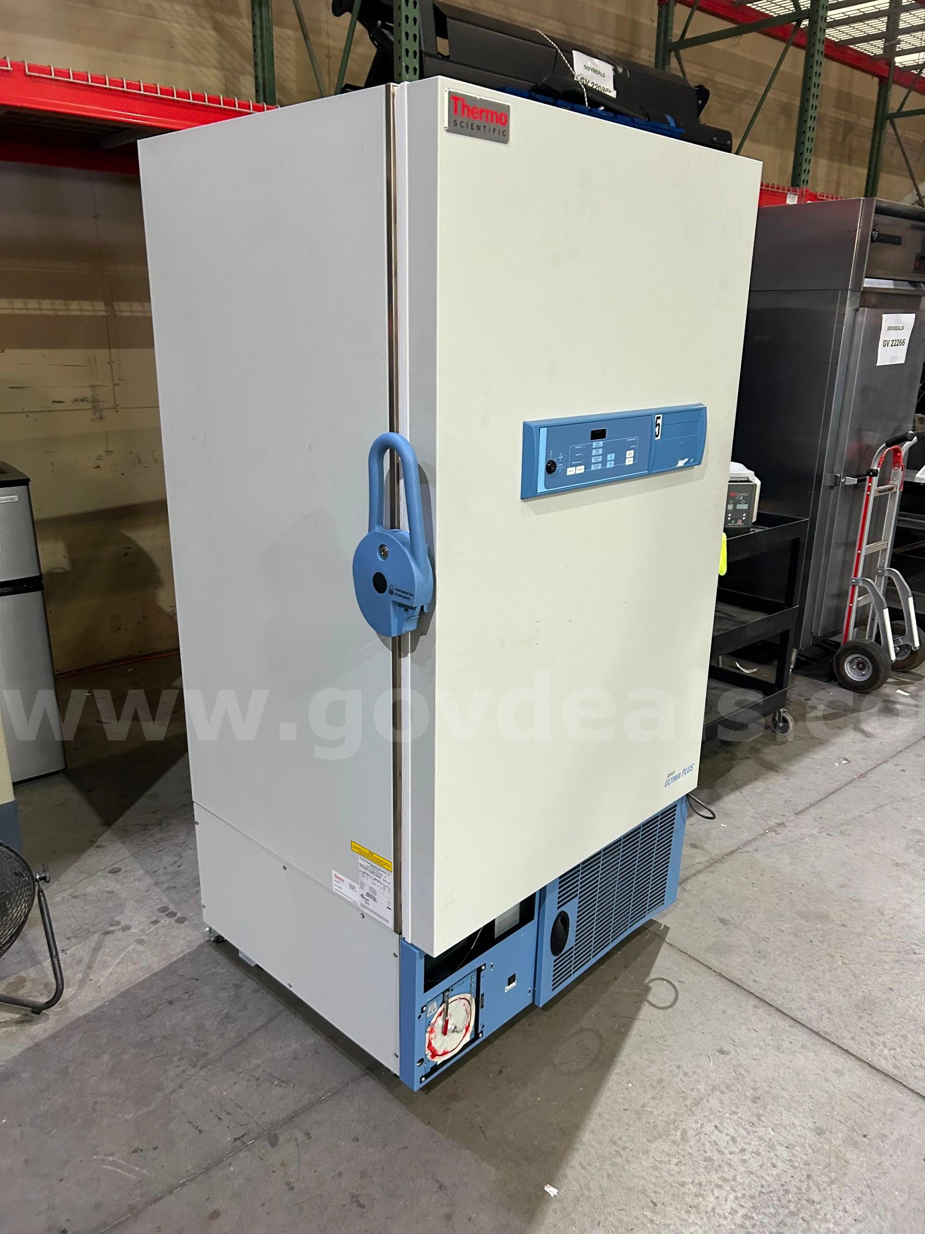Ultra Low Temp Freezer  ULT2586-10HD-A41 Government Surplus Auction - Photo #2