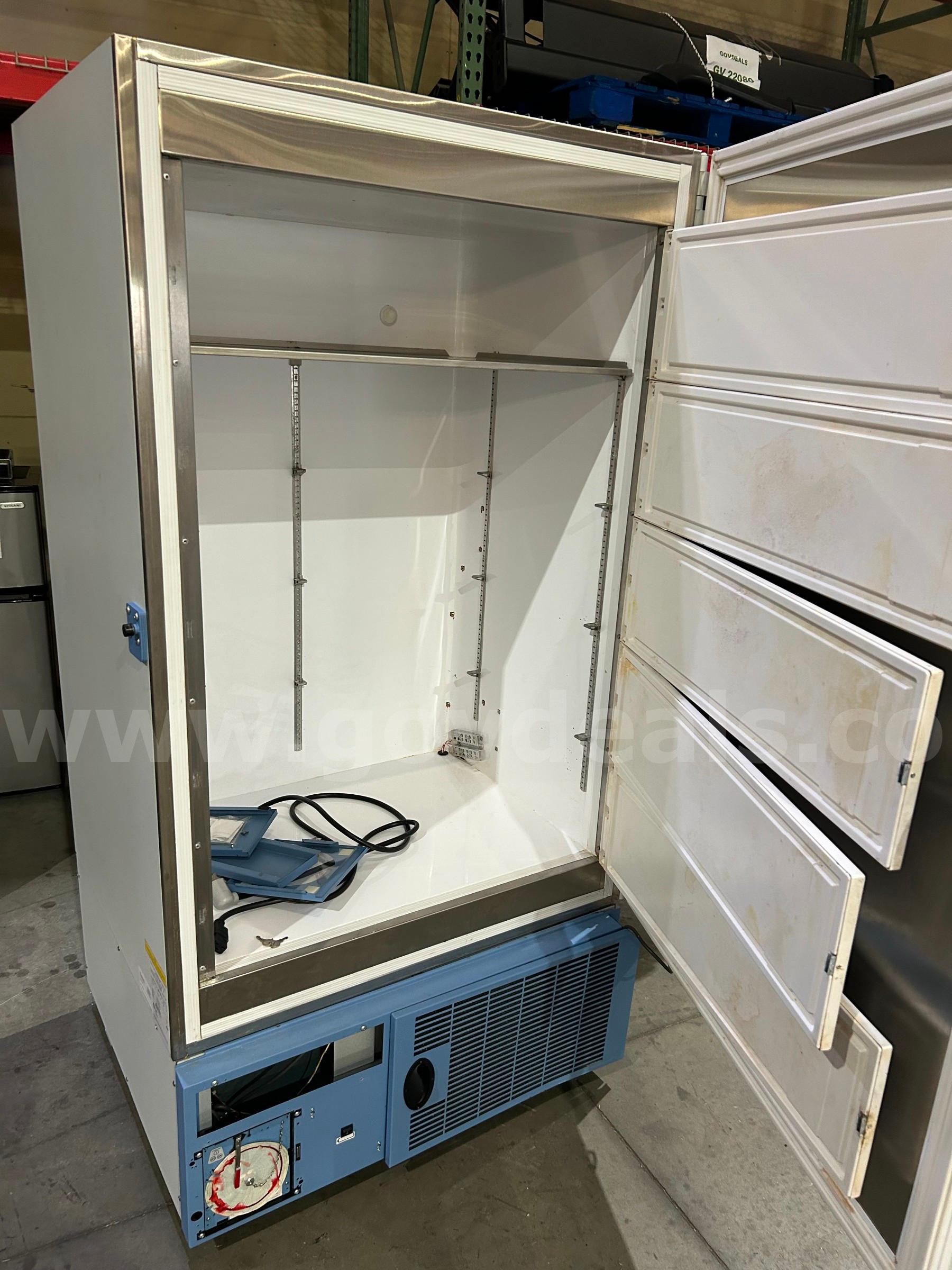 Ultra Low Temp Freezer  ULT2586-10HD-A41 Government Surplus Auction - Photo #6
