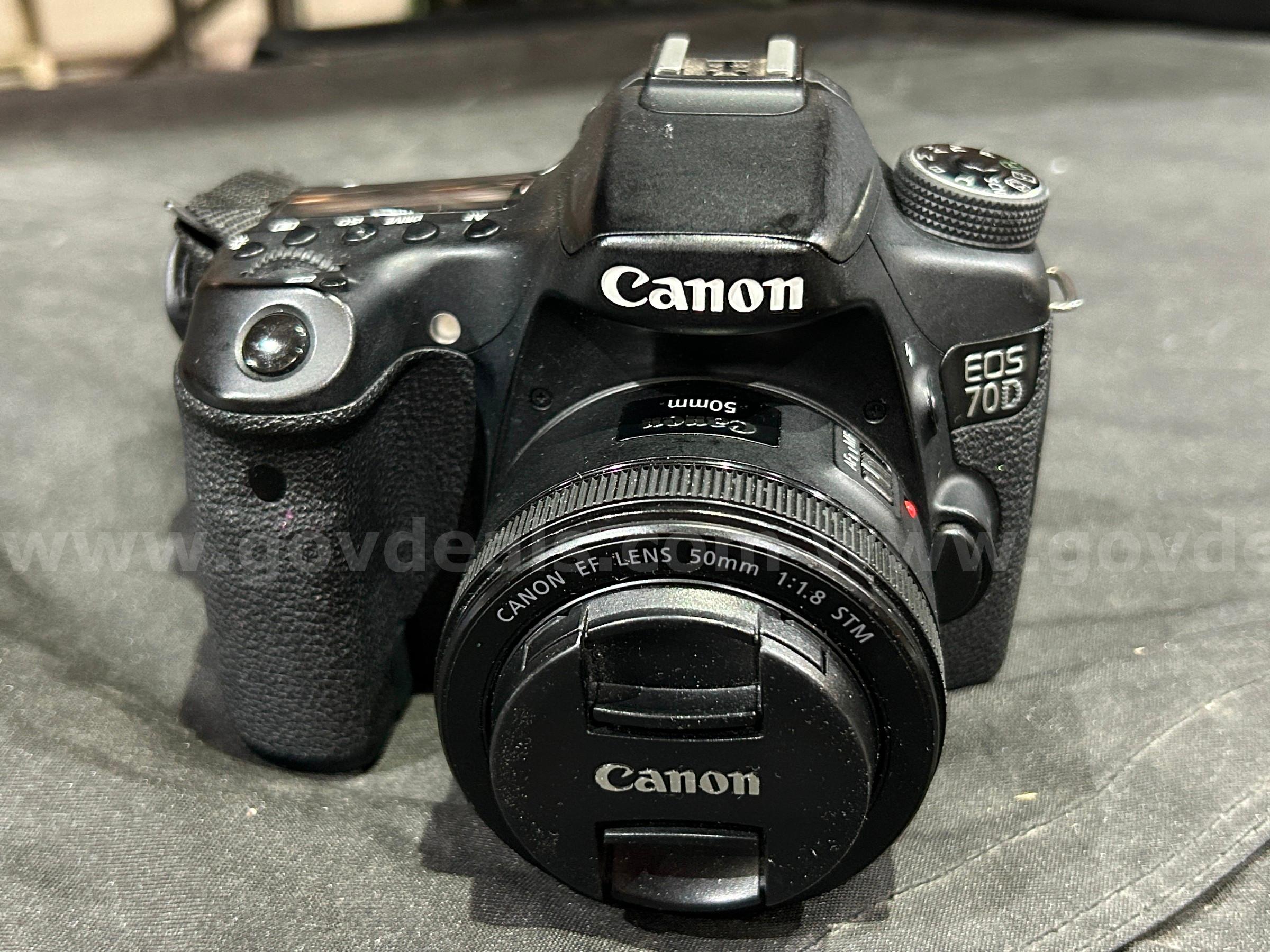 DSLR Camera Canon EOS 70D Government Surplus Auction - Photo #4