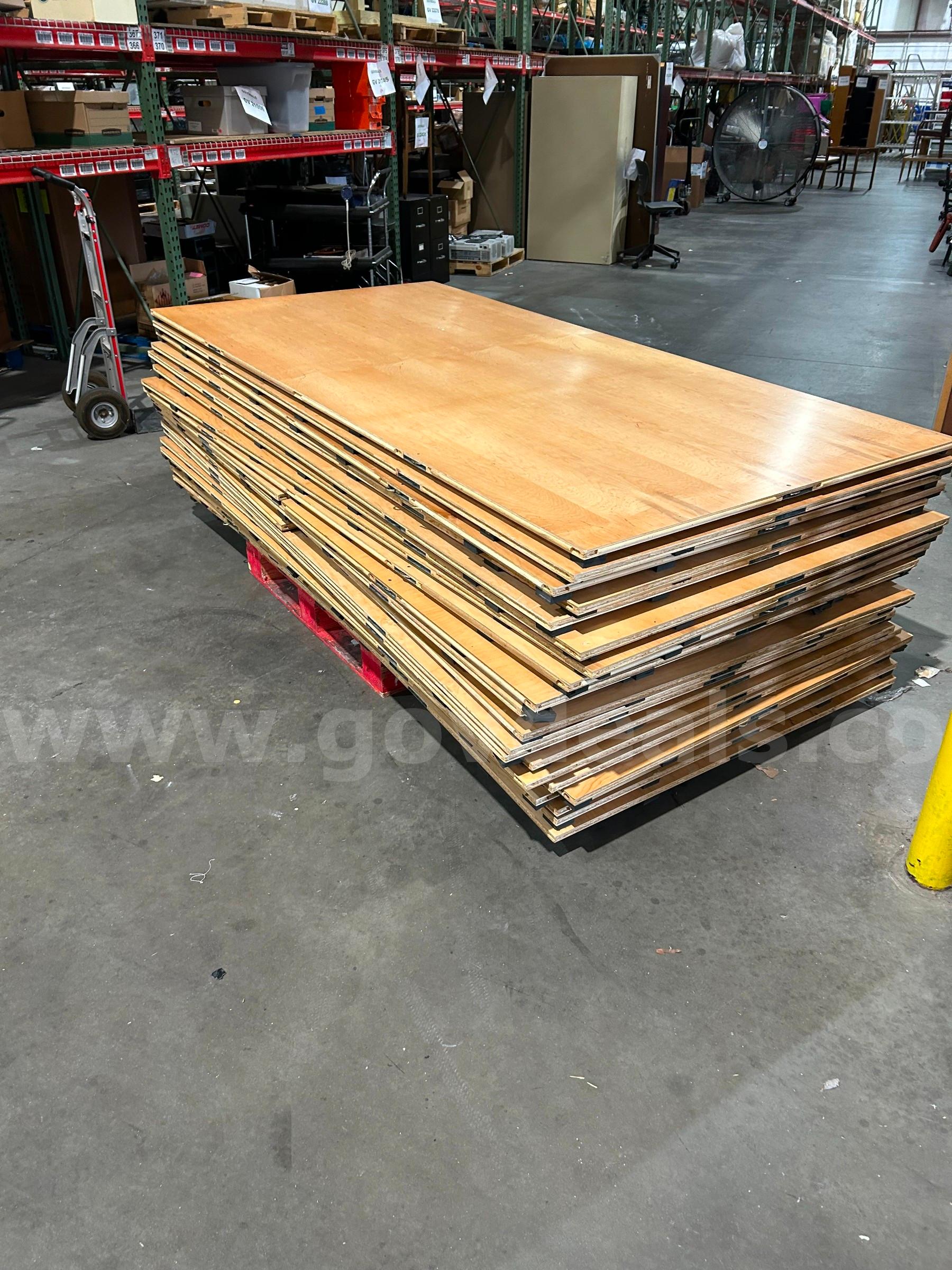 Interlocking Floor Panels   Government Surplus Auction - Photo #2