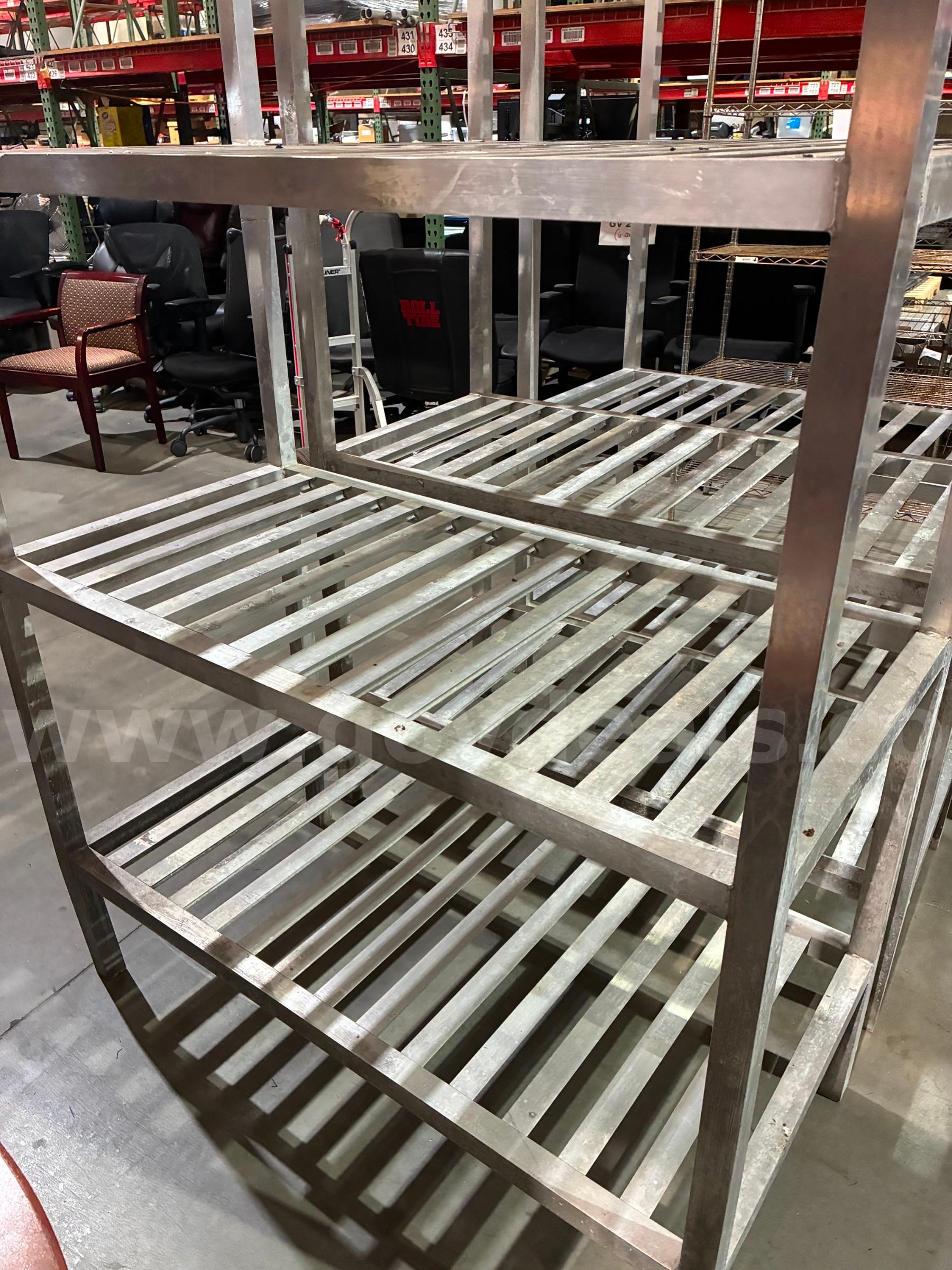 Shelving   Government Surplus Auction - Photo #6