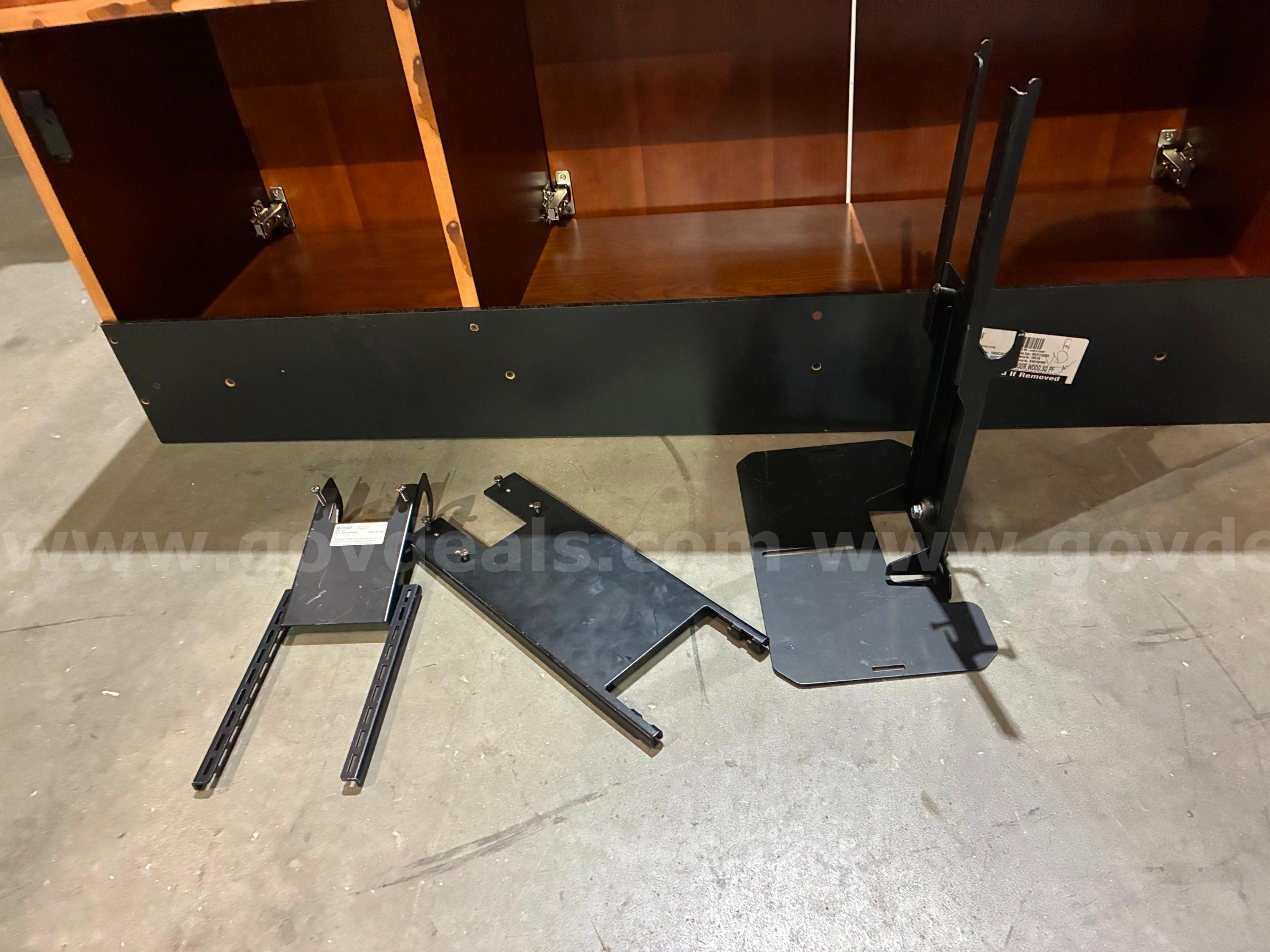 Cabinet   Government Surplus Auction - Photo #5