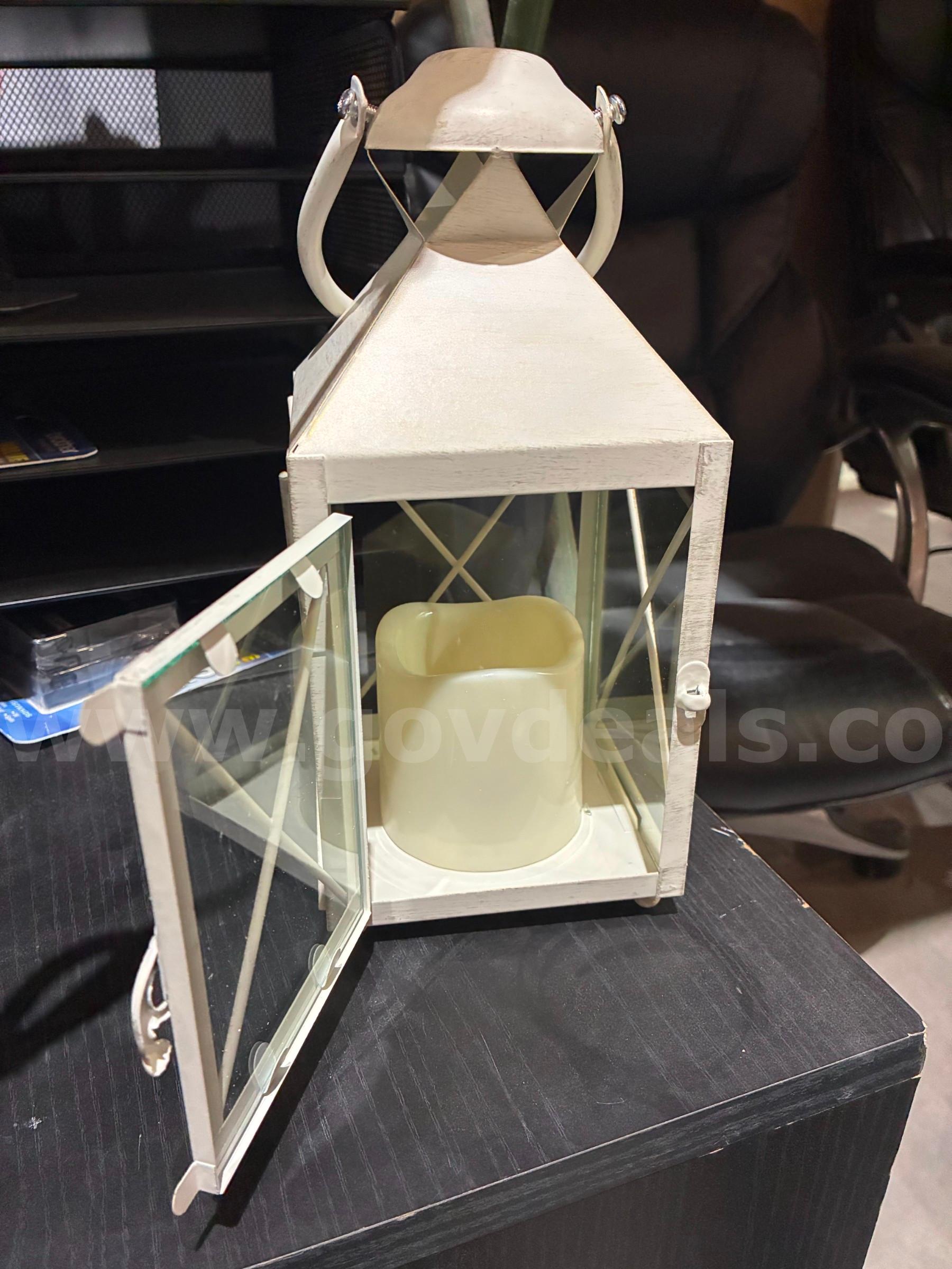 Lanterns   Government Surplus Auction - Photo #3