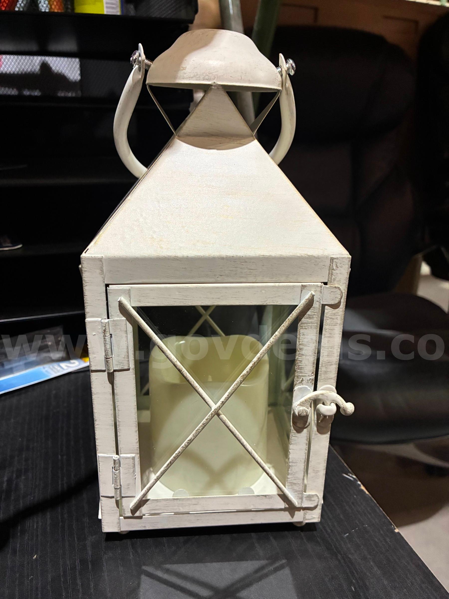 Lanterns   Government Surplus Auction - Photo #4