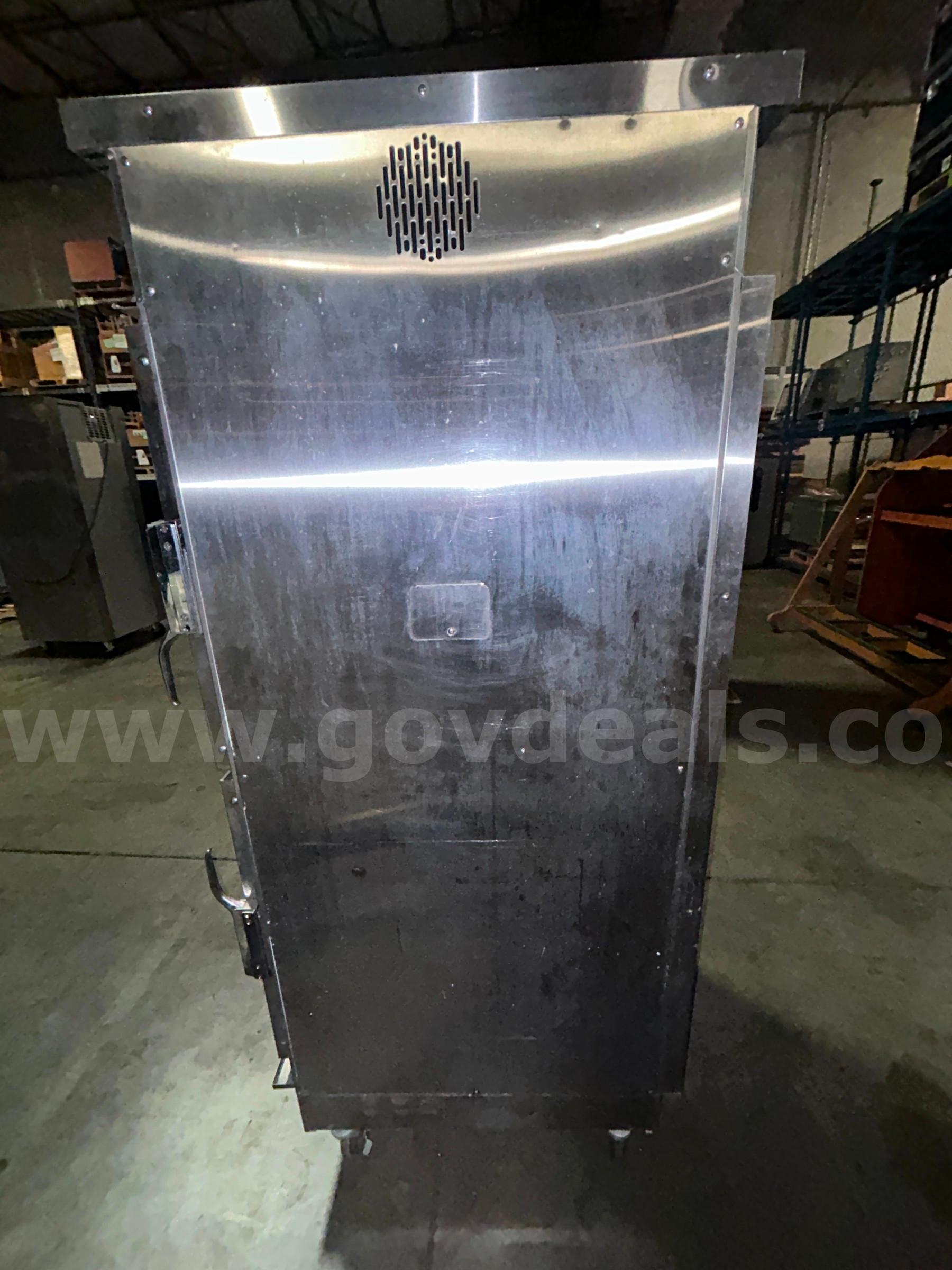 Pass Thru Proofer/Holding Cabinet - Parts  4000A-Series Government Surplus Auction - Photo #3