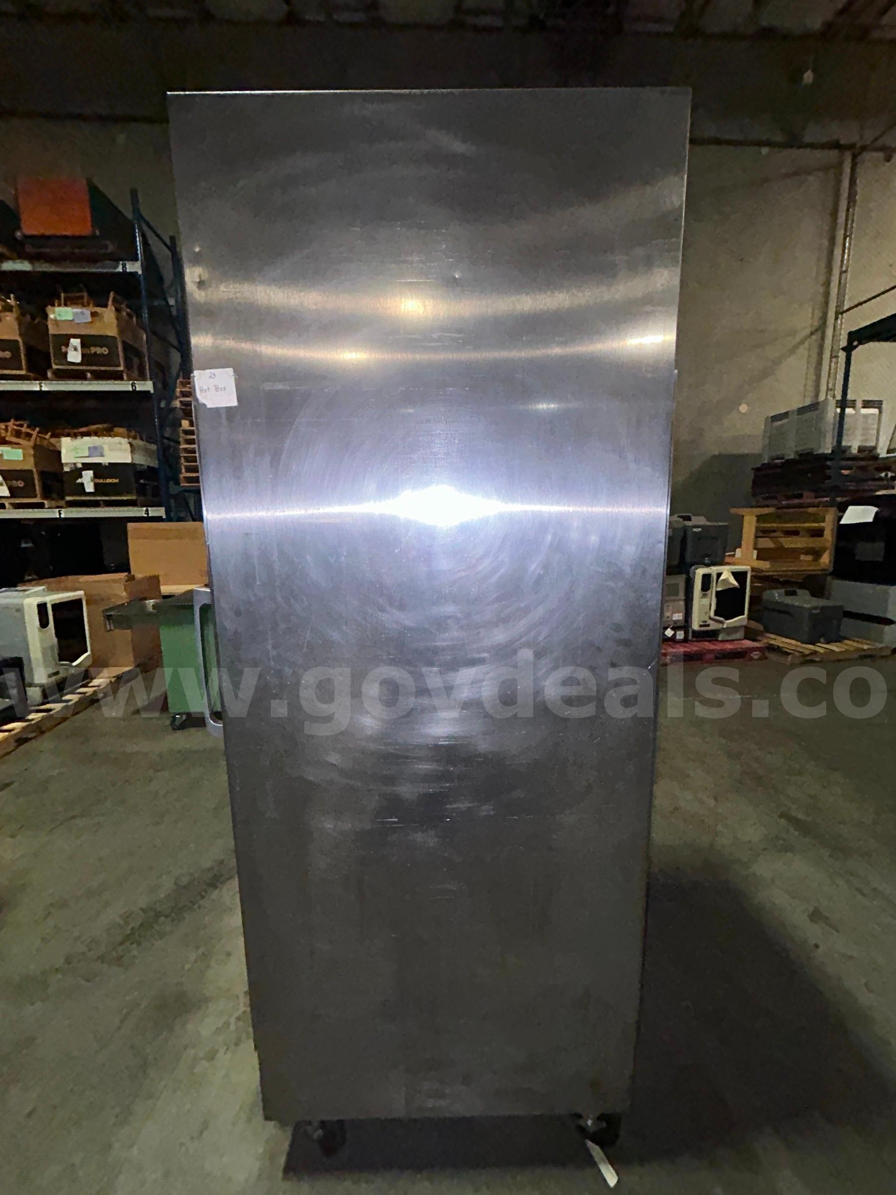 Pass Thru Proofer/Holding Cabinet - Parts  RHF132WP-FHG Government Surplus Auction - Photo #3