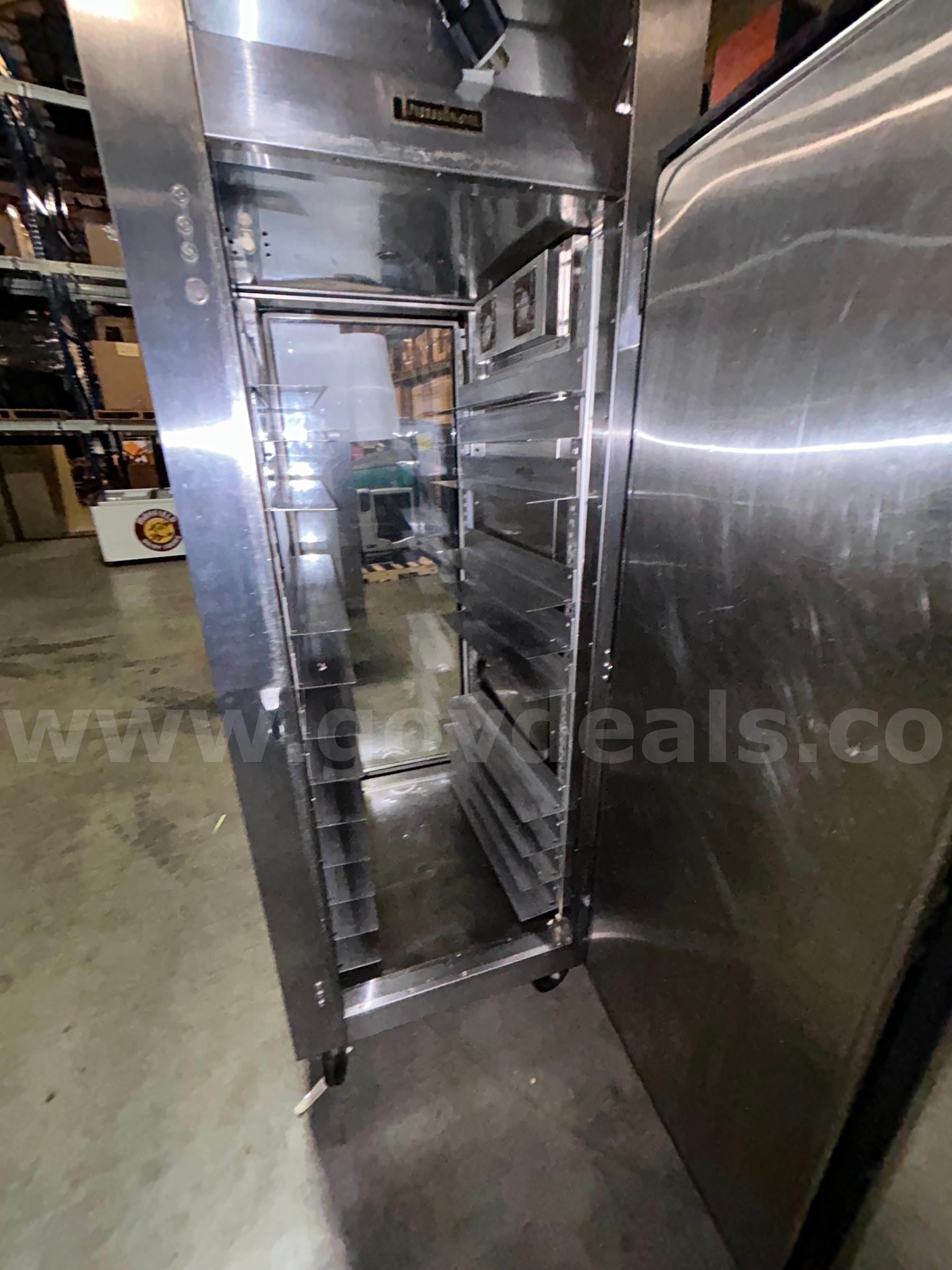 Pass Thru Proofer/Holding Cabinet - Parts  RHF132WP-FHG Government Surplus Auction - Photo #6