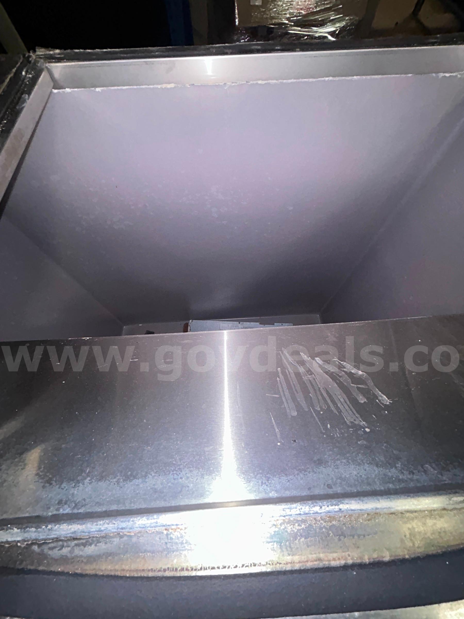 Ice Machine - Parts  QD0452A Government Surplus Auction - Photo #3