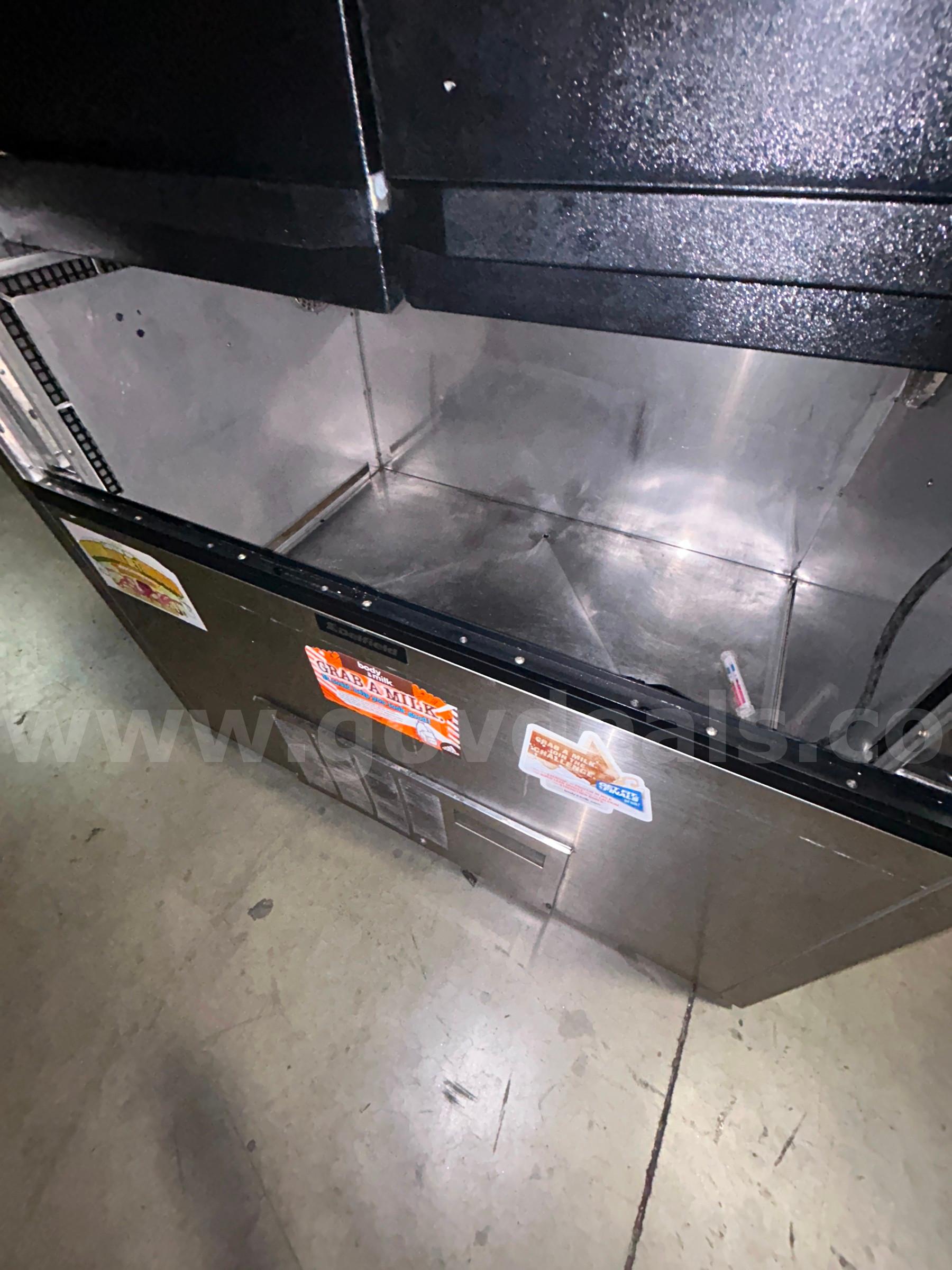 Milk Box Cooler (Parts)   Government Surplus Auction - Photo #2