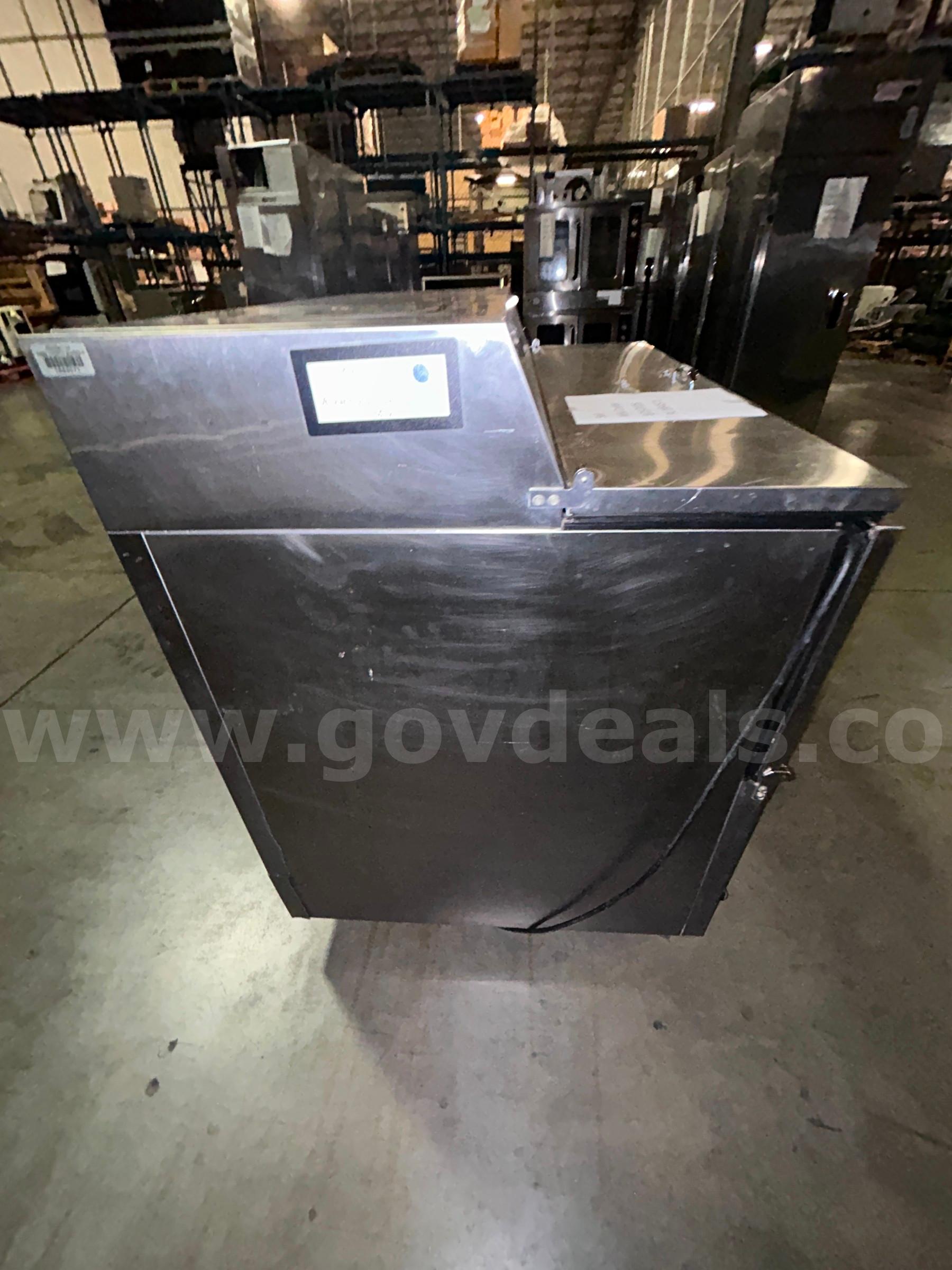 Milk Box Cooler (Parts)   Government Surplus Auction - Photo #2
