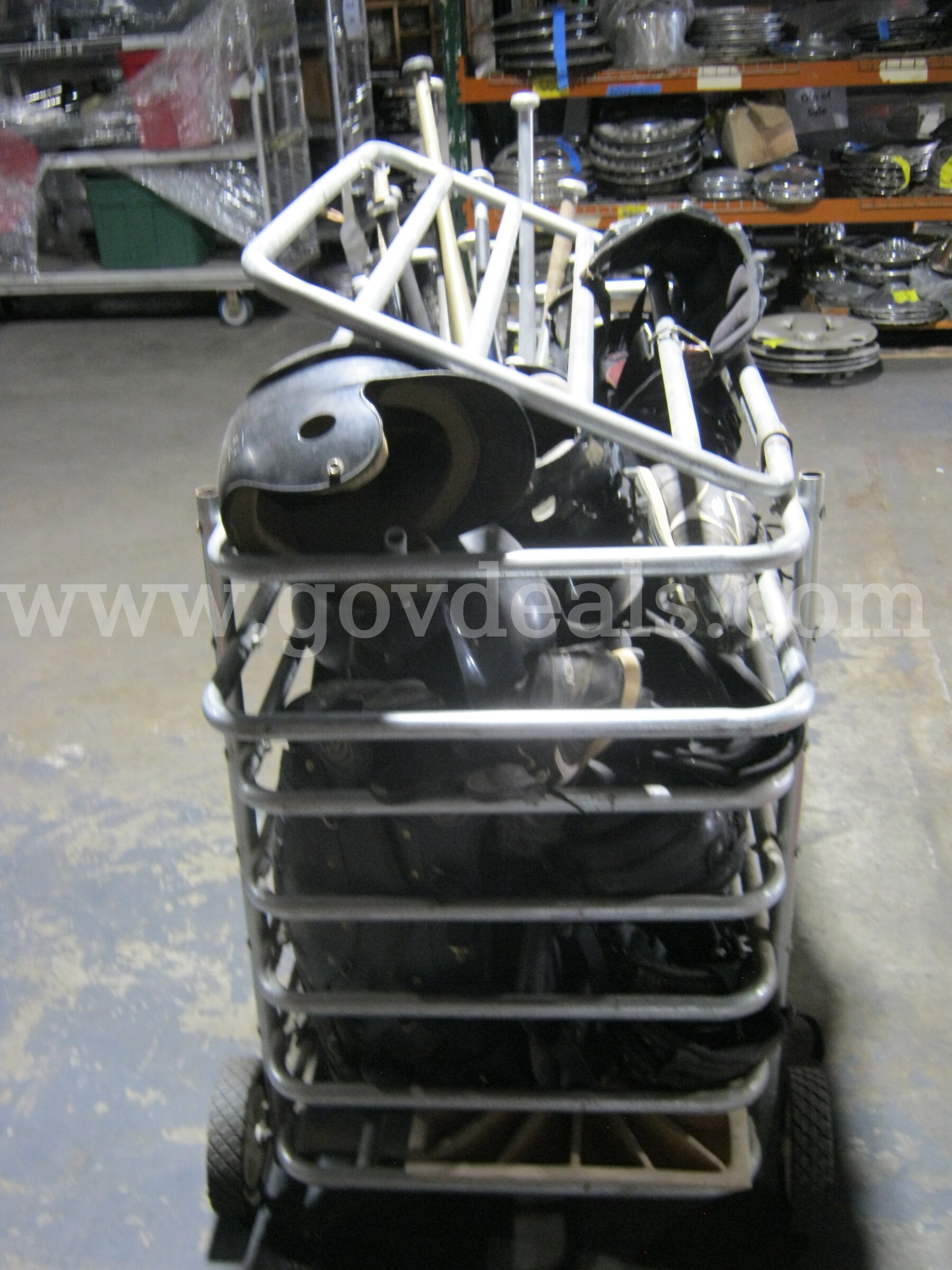Lot of different sport equipment   Government Surplus Auction - Photo #4