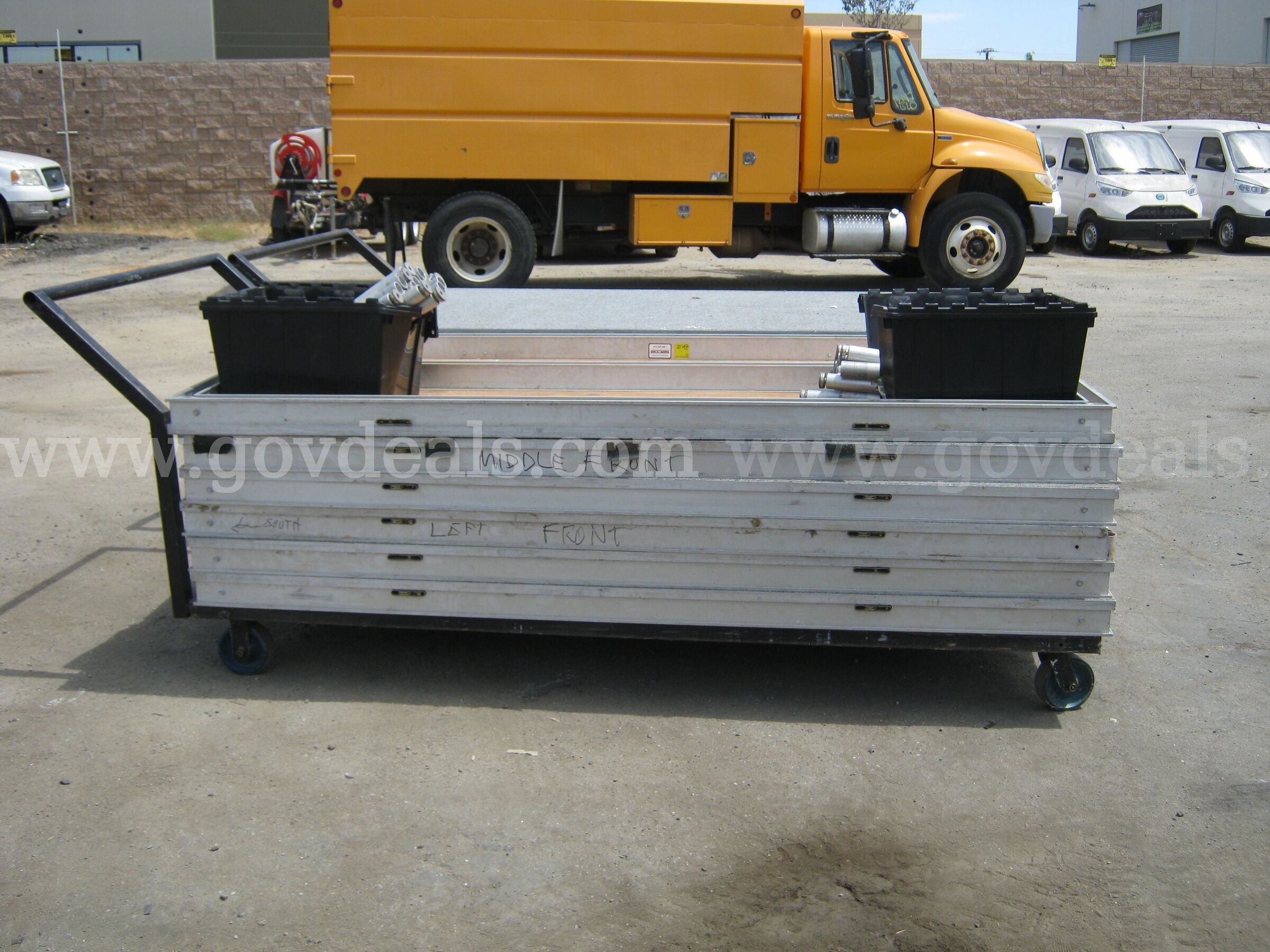 Stage   Government Surplus Auction - Photo #2
