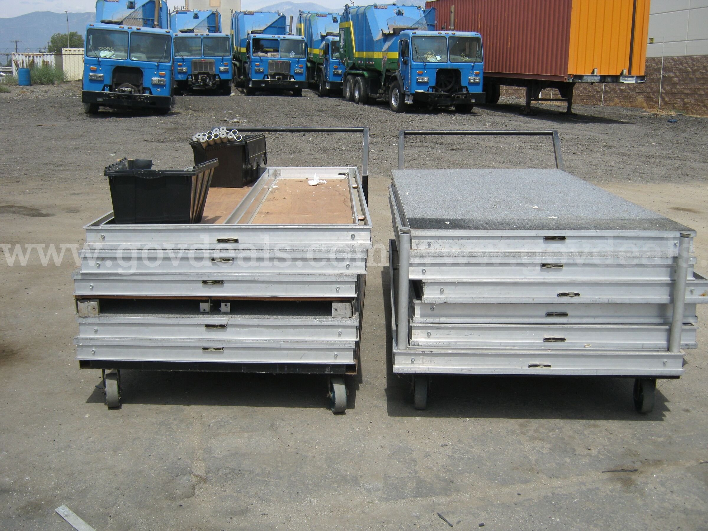 Stage   Government Surplus Auction - Photo #3
