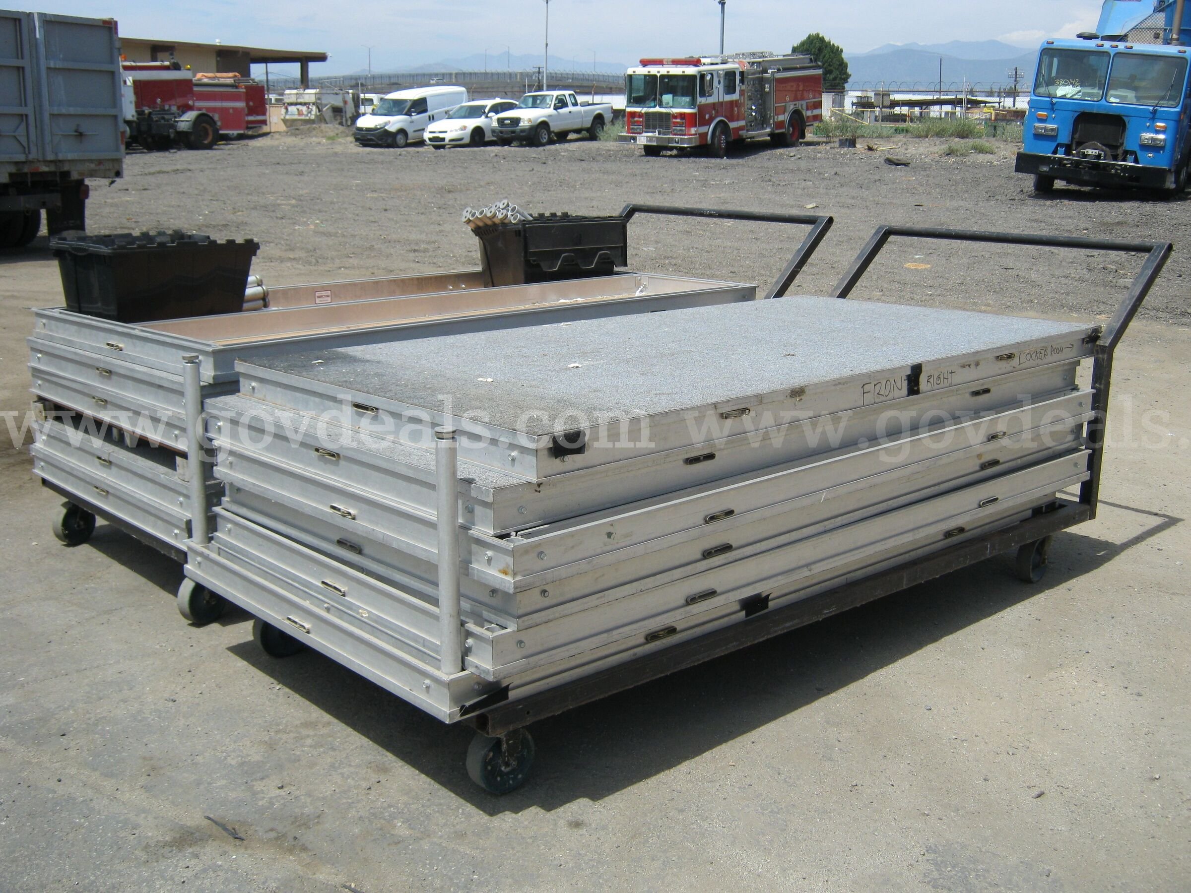 Stage   Government Surplus Auction - Photo #4