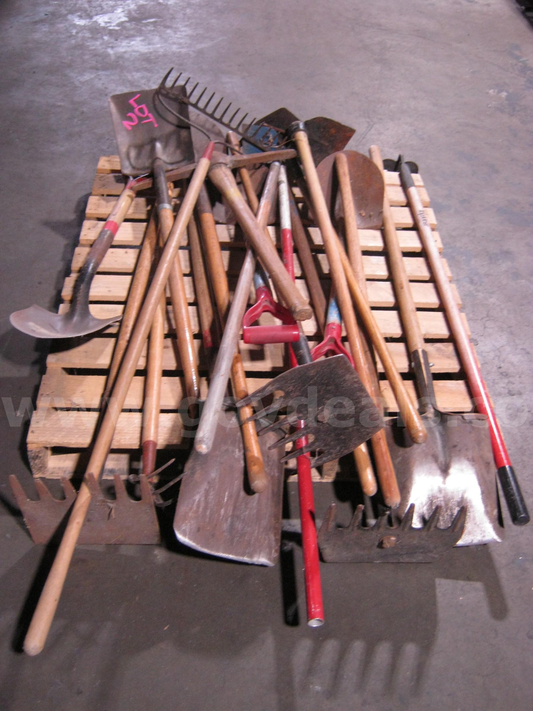 Gardening tools Miscellaneous   Government Surplus Auction - Photo #3
