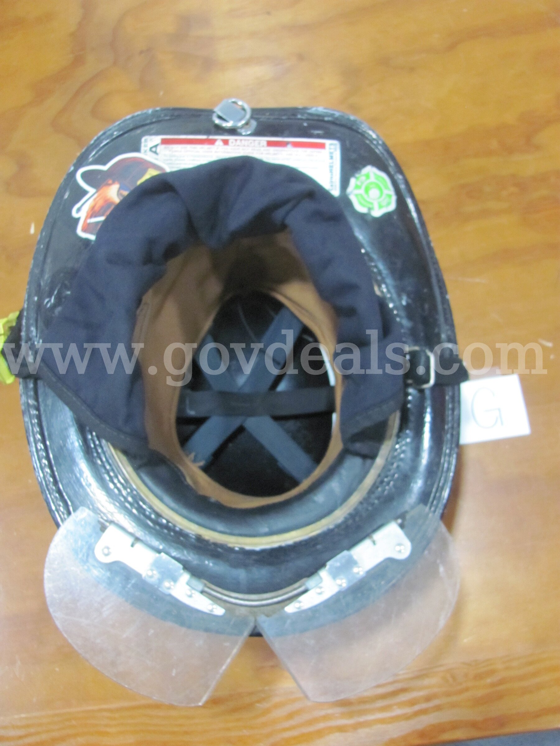 Cairns New Yorker N5A Helmet Cairns New Yorker N5A Government Surplus Auction - Photo #3