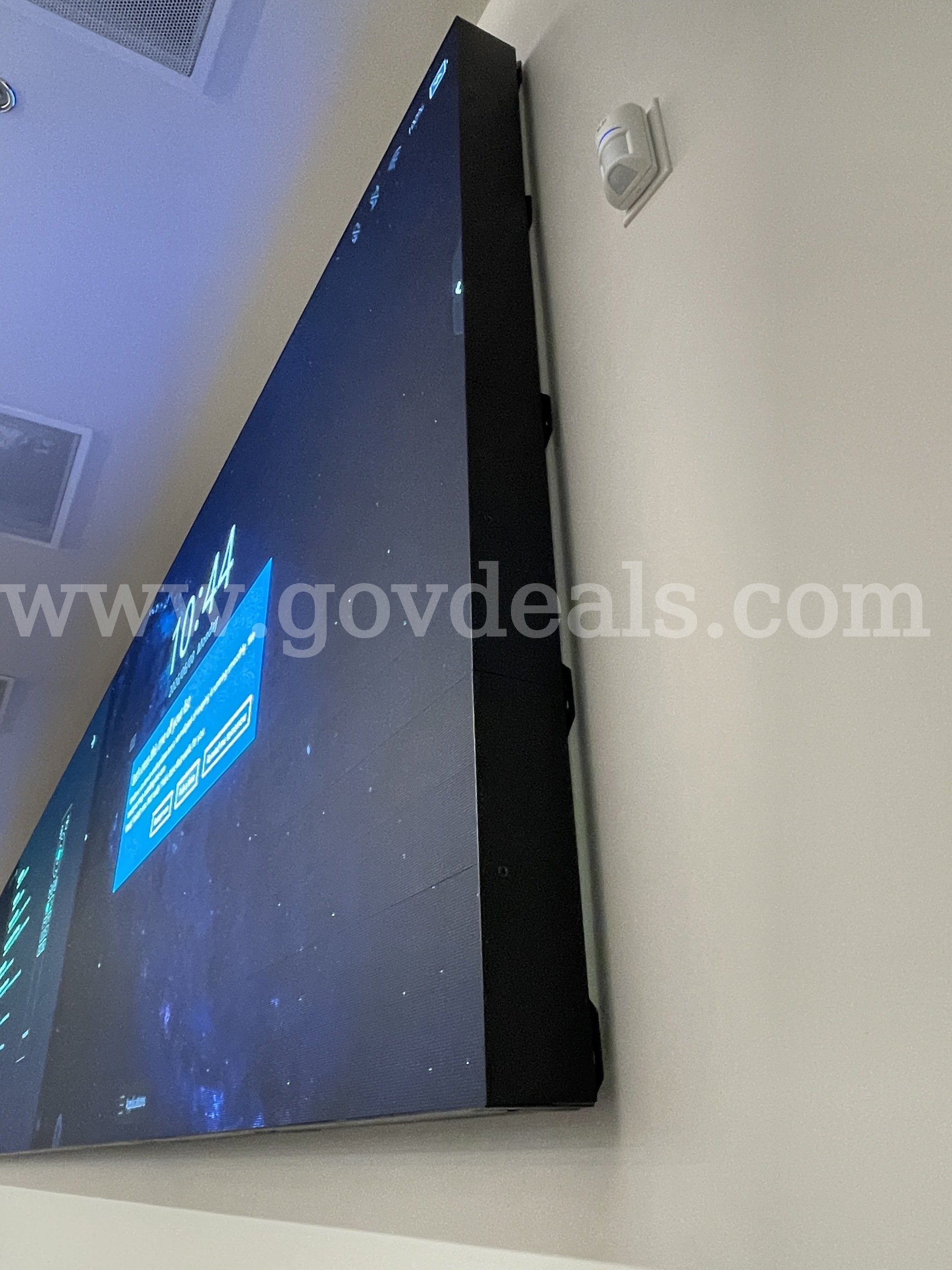 Planar Video Wall Screens Planar  Government Surplus Auction - Photo #5