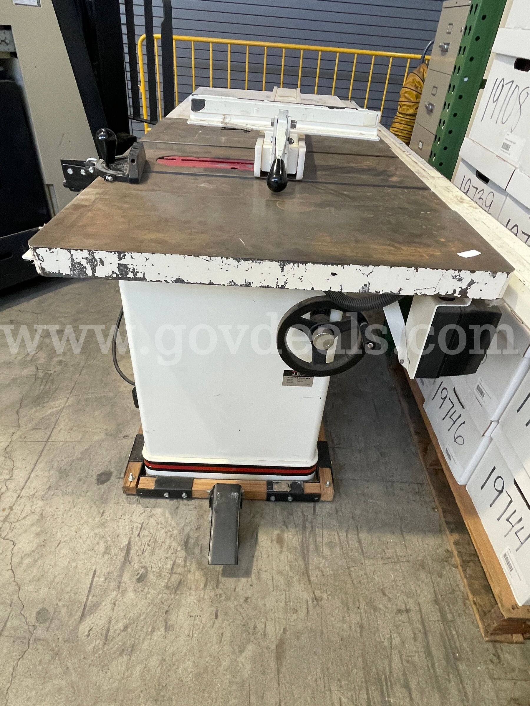 JET Tilt Arbor Saw JET  Government Surplus Auction - Photo #4